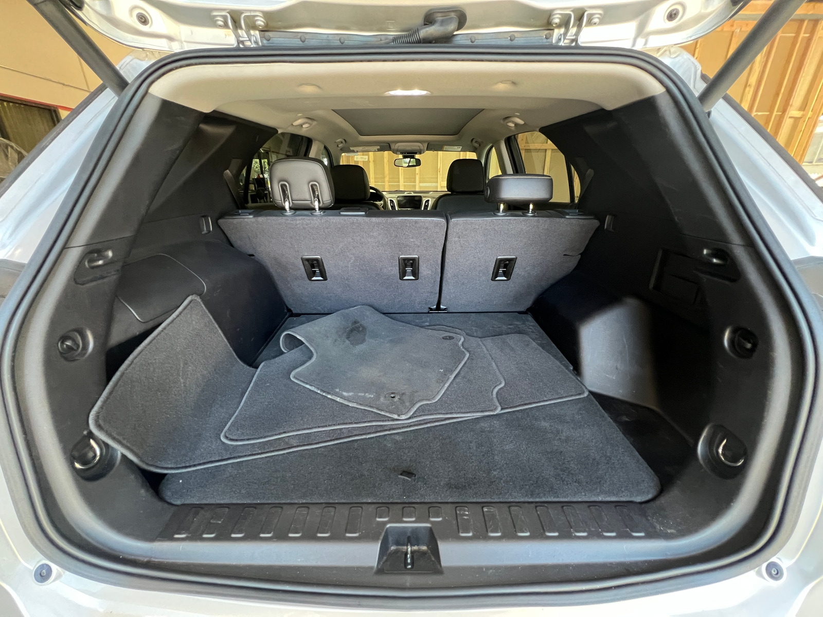 Thumbnail: 2018 Chevrolet Equinox - 6