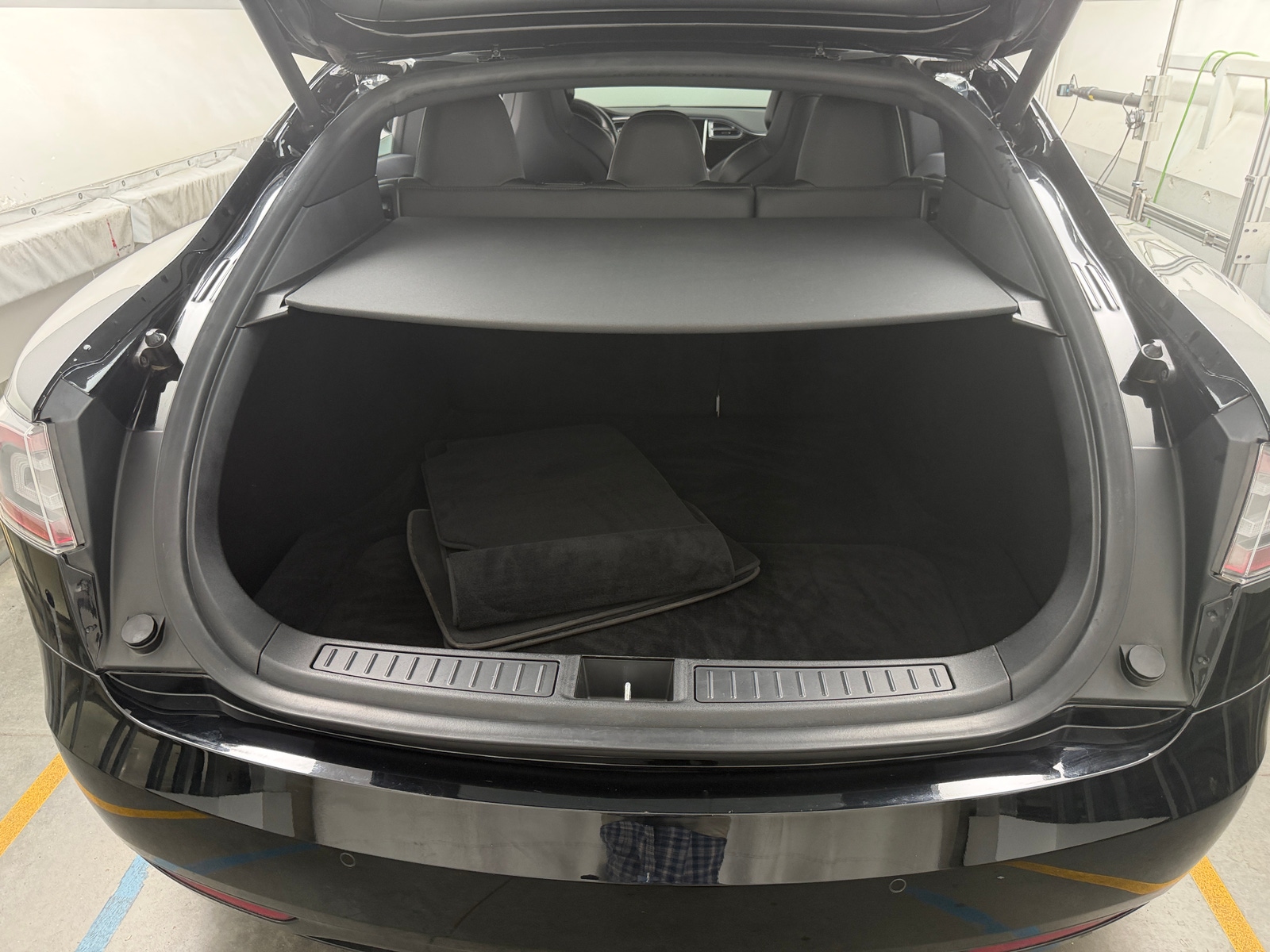 Thumbnail: 2017 Tesla Model S - 7
