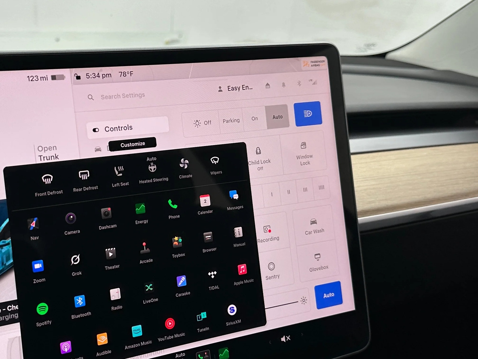 Thumbnail: 2022 Tesla Model 3 - 3