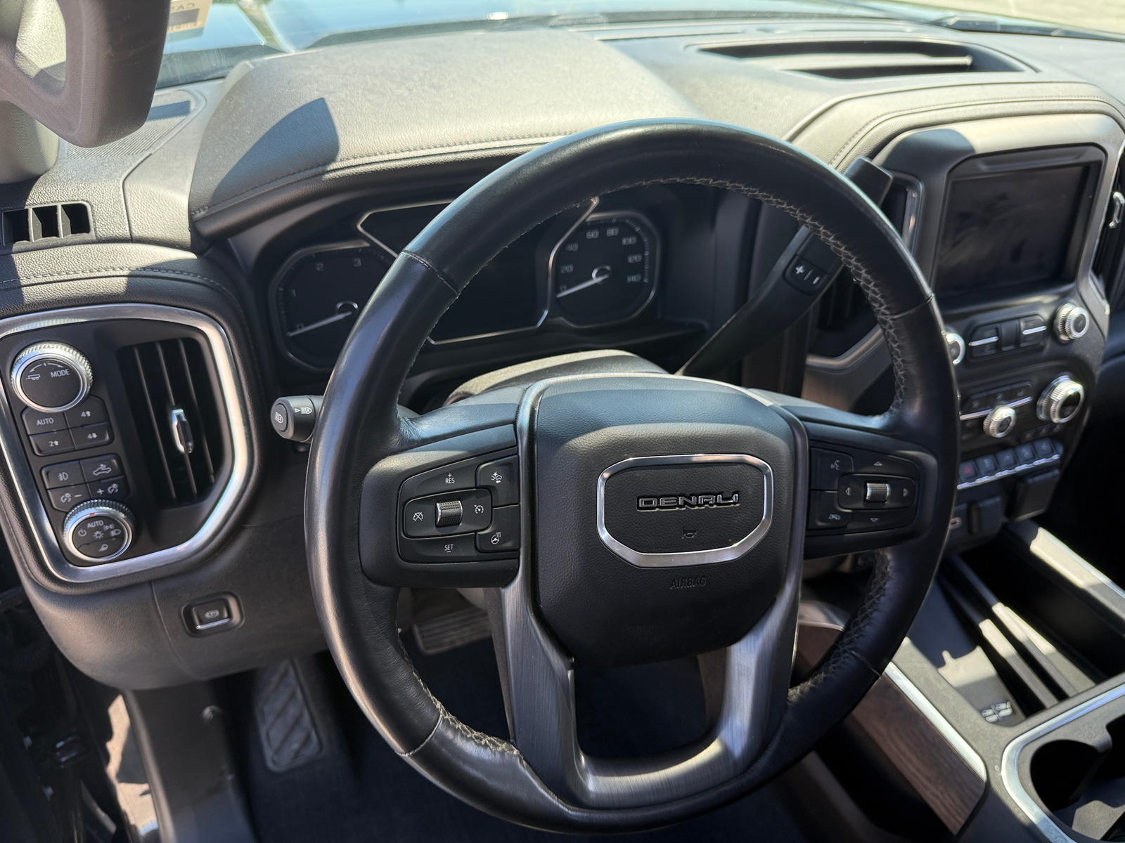 Thumbnail: 2022 GMC Sierra 3500 - 4