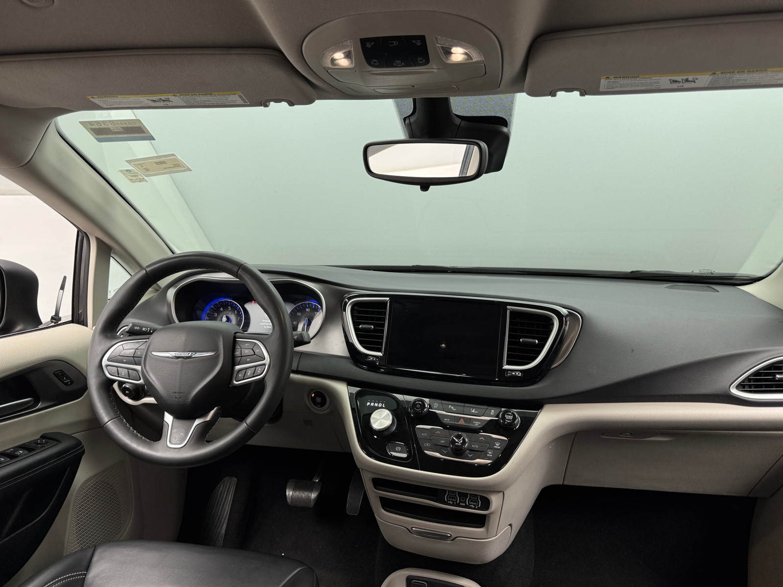 Thumbnail: 2023 Chrysler Pacifica - 2