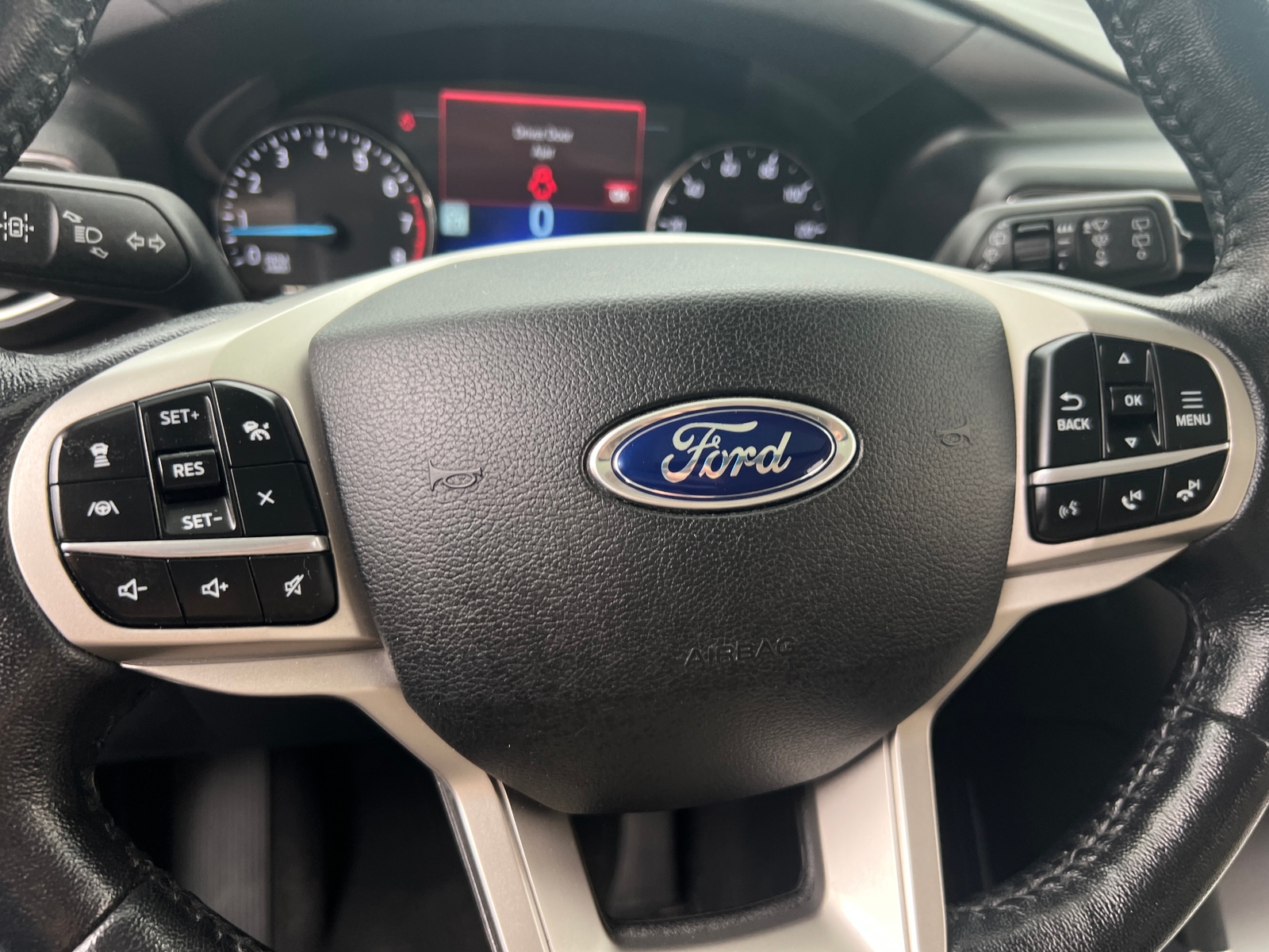 Thumbnail: 2021 Ford Explorer - 5