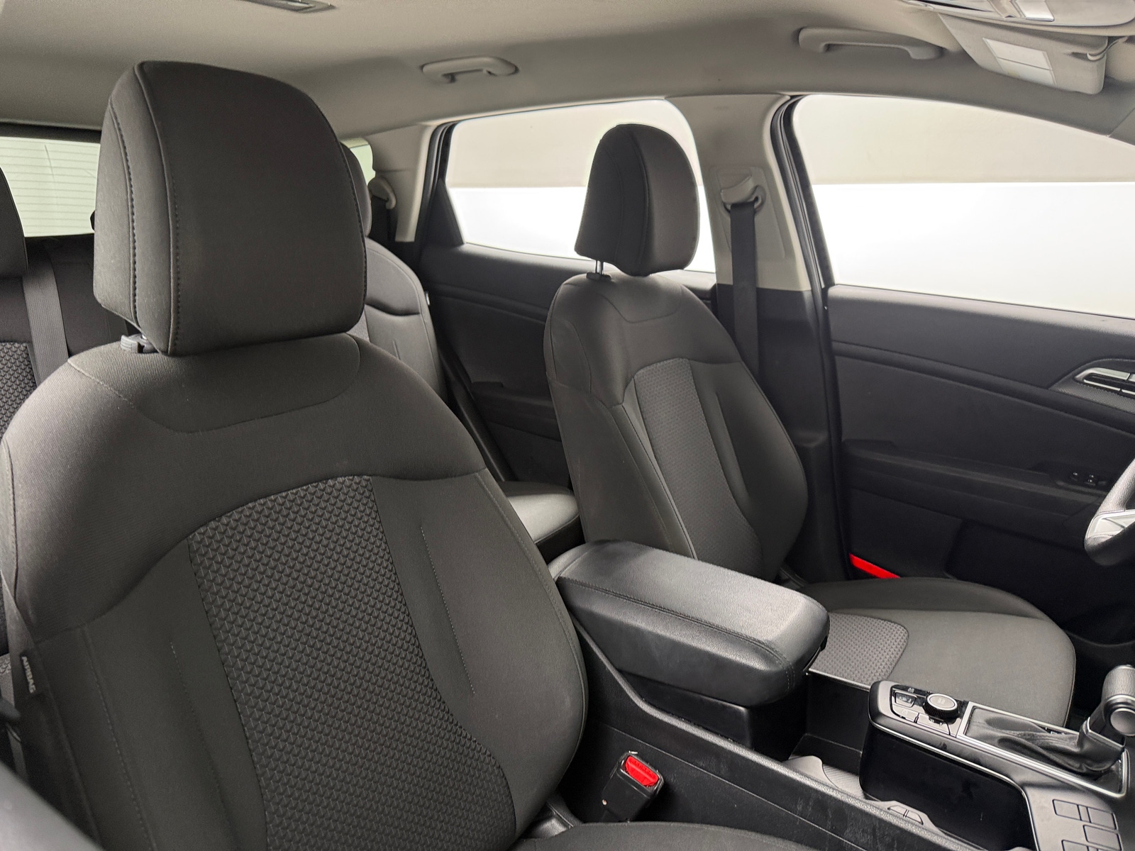 Thumbnail: 2025 Kia Sportage - 2