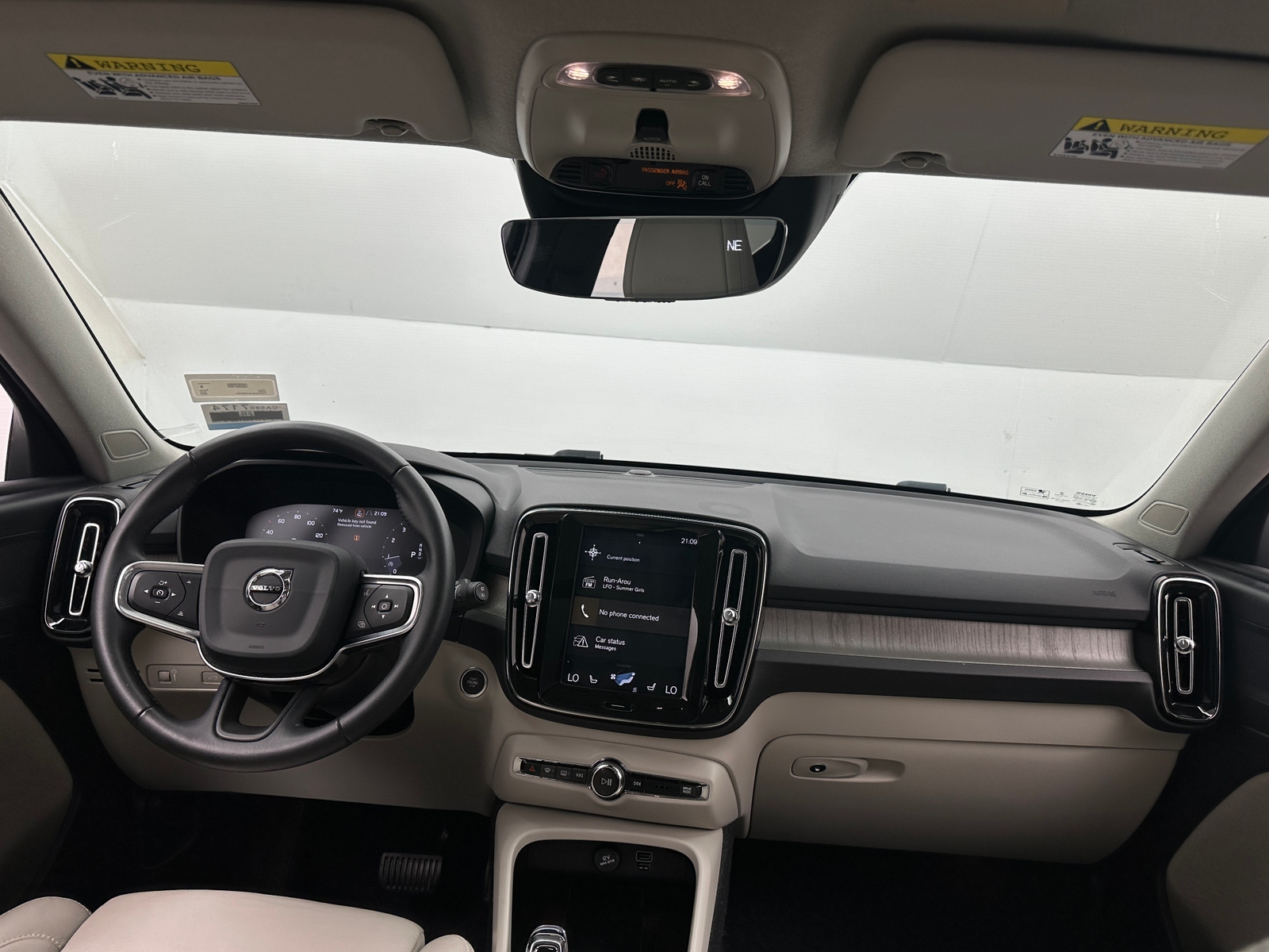 Thumbnail: 2020 Volvo XC40 - 2