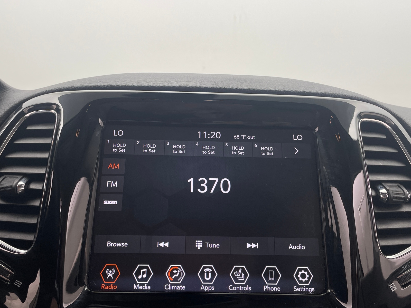 Thumbnail: 2021 Jeep Compass - 3