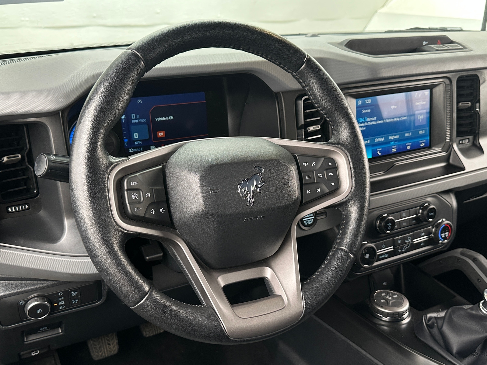 Thumbnail: 2022 Ford Bronco - 5