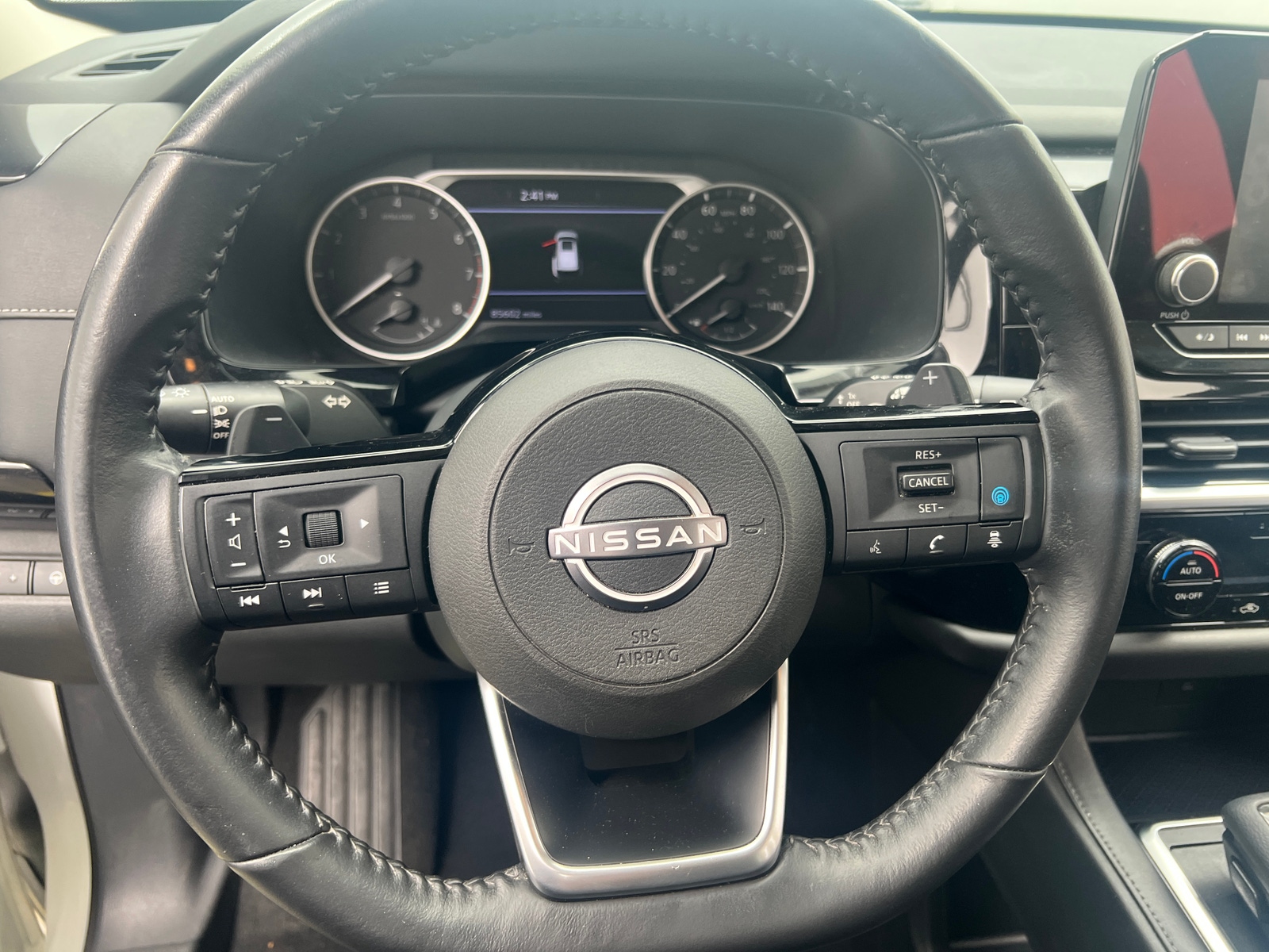Thumbnail: 2022 Nissan Pathfinder - 5