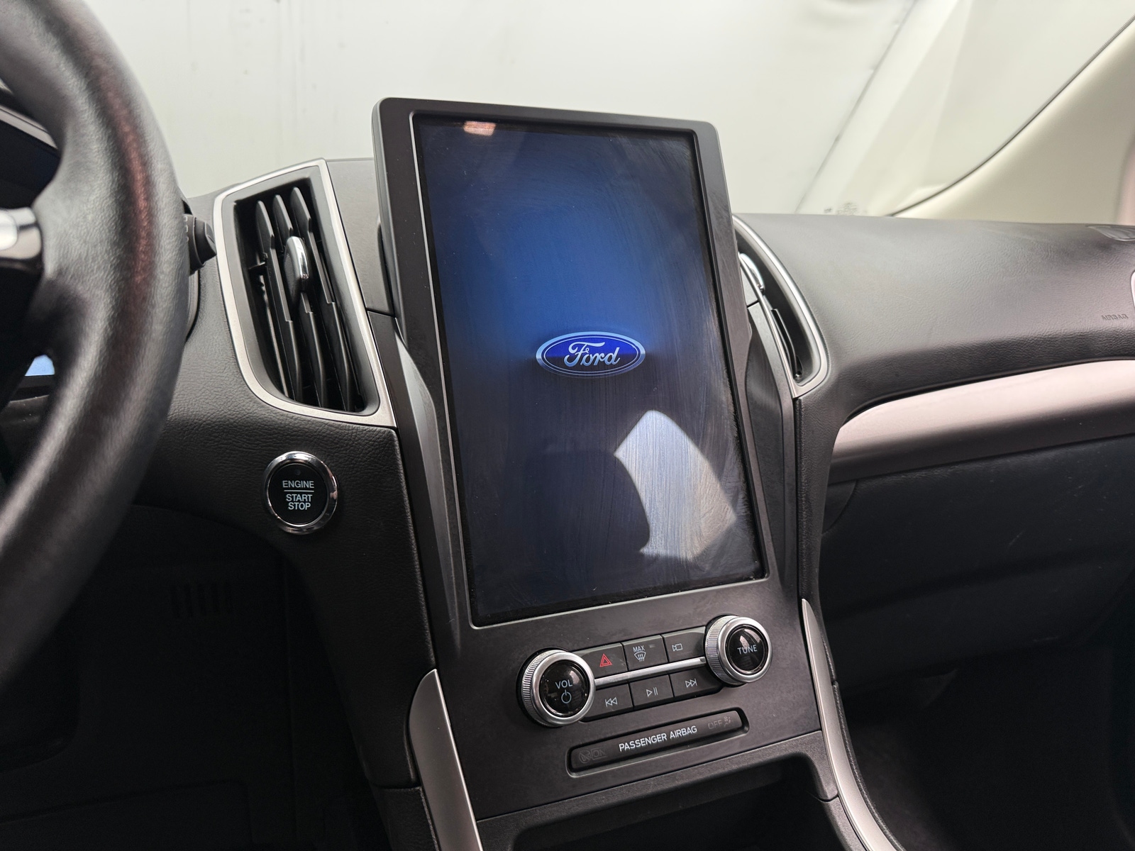 Thumbnail: 2024 Ford Edge - 3