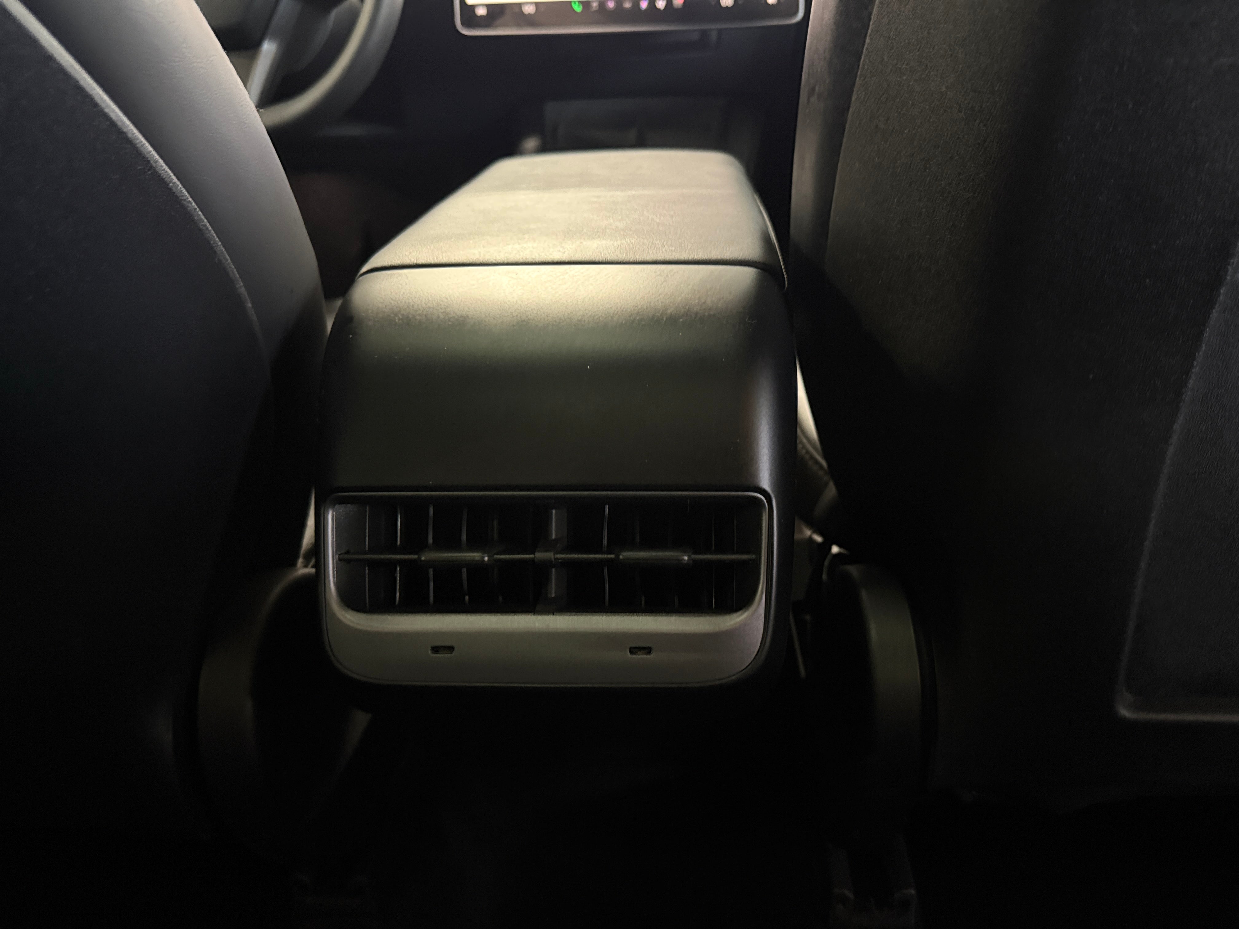 Used 2024 Tesla Model Y Long Range with VIN 7SAYGDED9RF152975 for sale in Auburn, WA