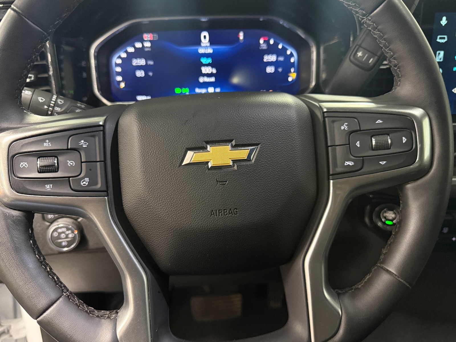 Thumbnail: 2026 Chevrolet Silverado 2500 - 4