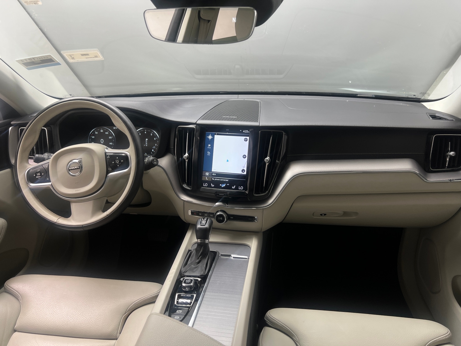 Thumbnail: 2019 Volvo XC60 - 2
