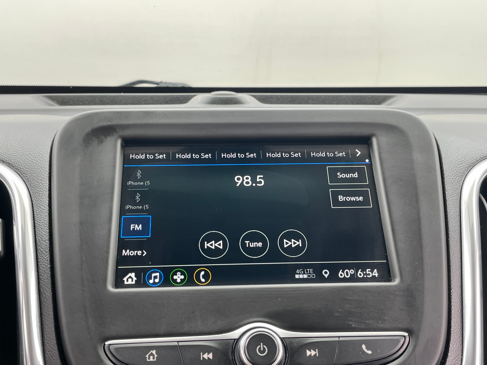 Thumbnail: 2019 Chevrolet Equinox - 4