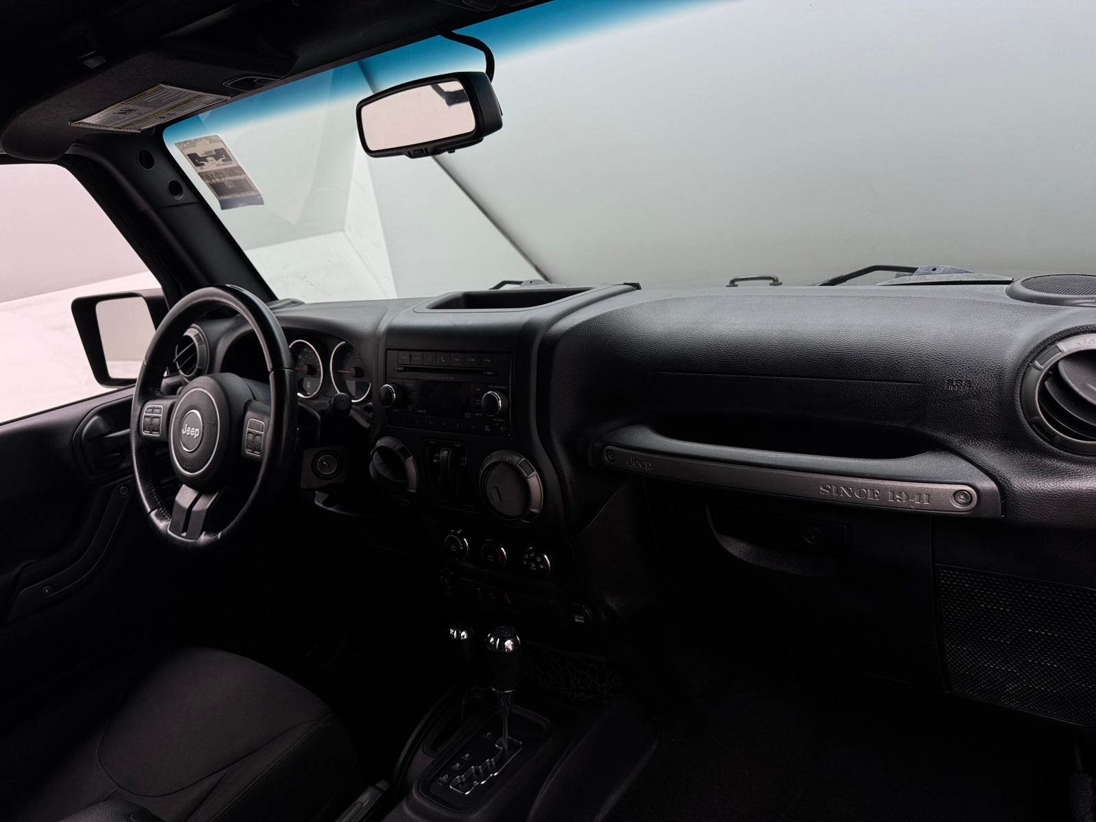 Thumbnail: 2015 Jeep Wrangler - 3