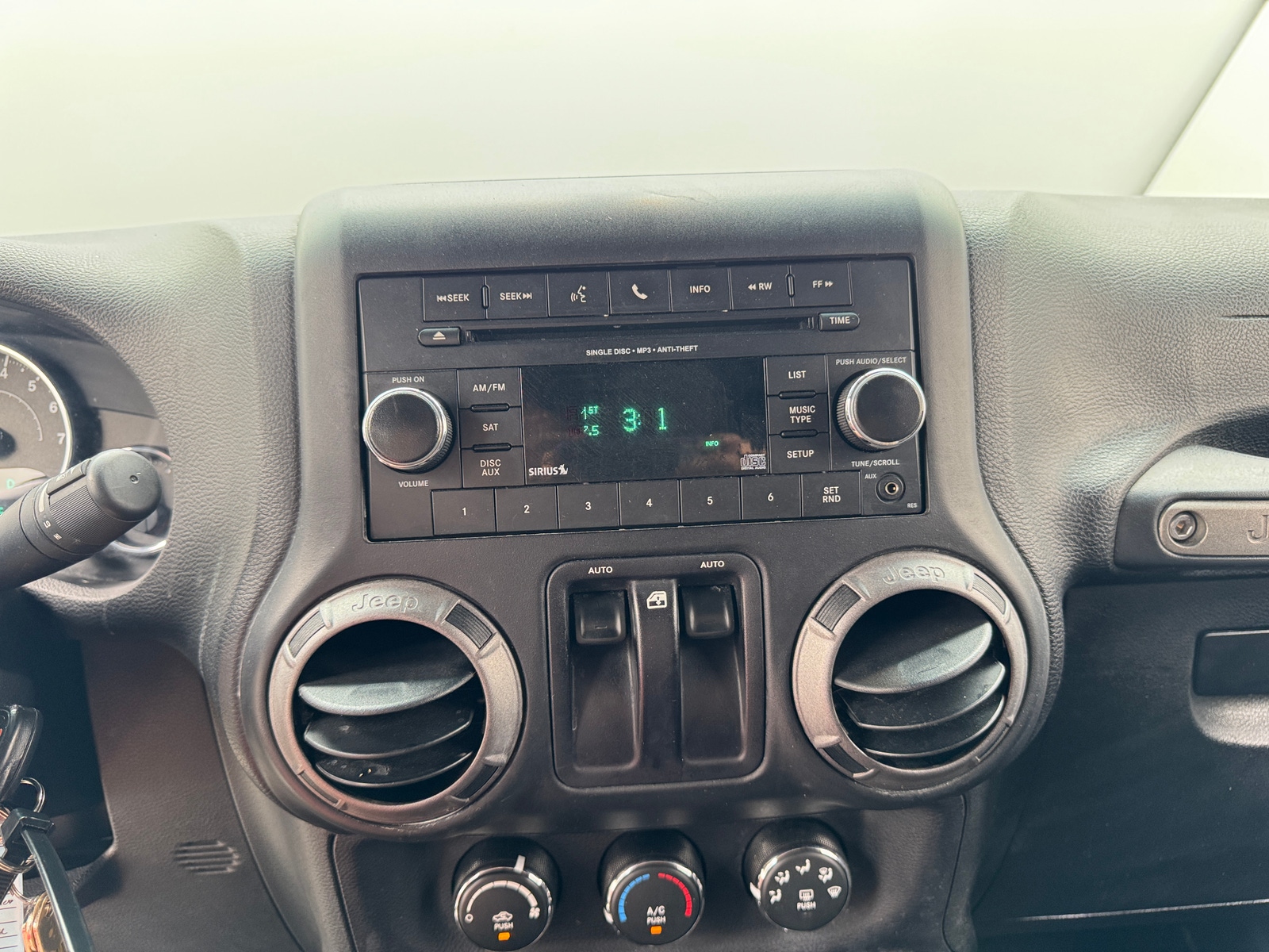 Thumbnail: 2015 Jeep Wrangler - 4