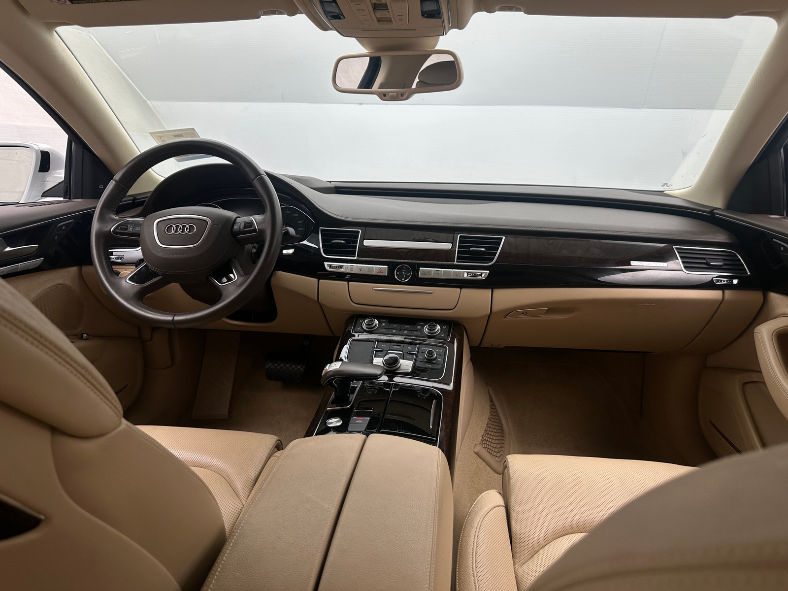 Thumbnail: 2015 Audi A8 - 2
