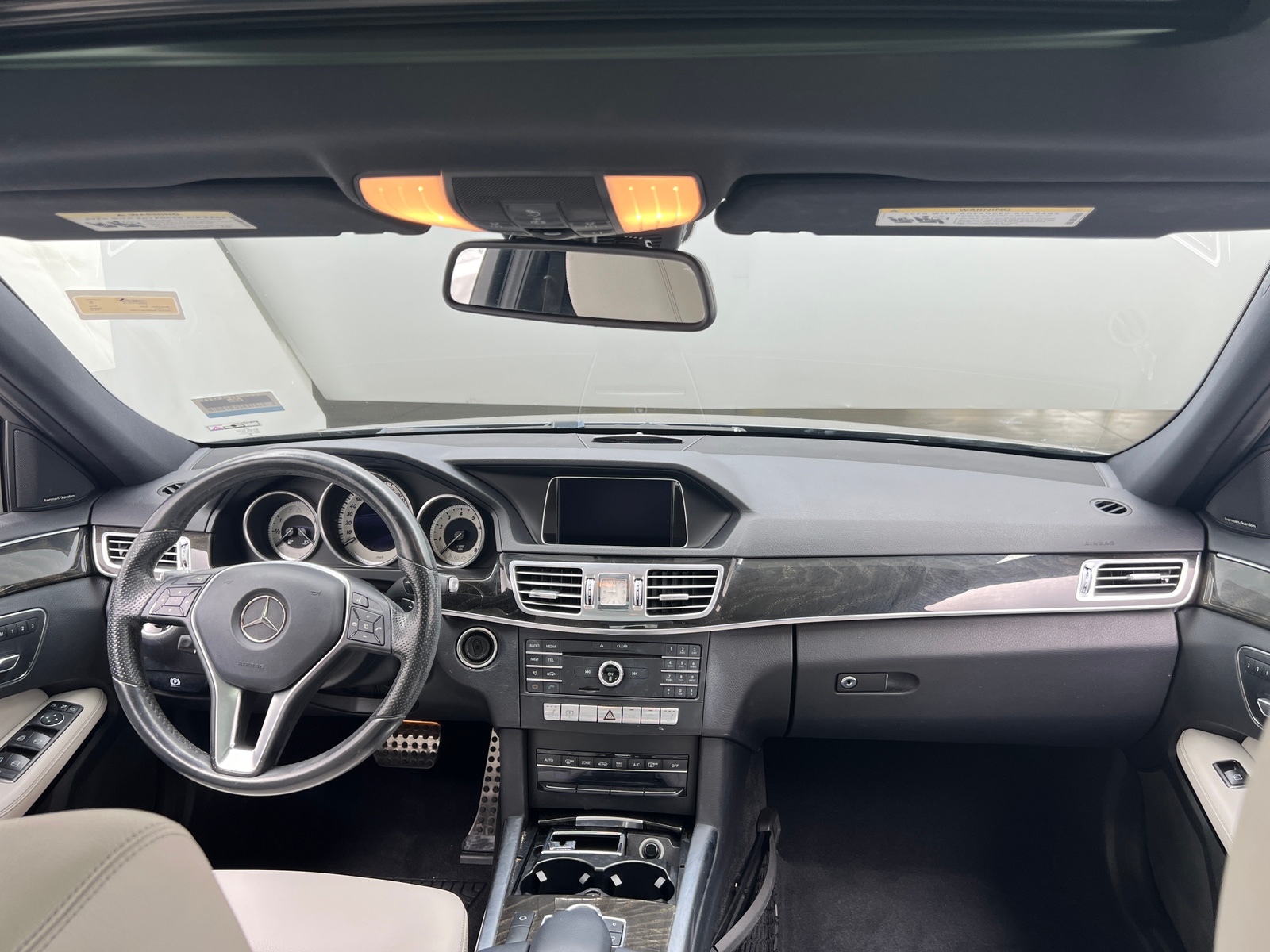 Thumbnail: 2016 Mercedes-Benz E-Class - 3
