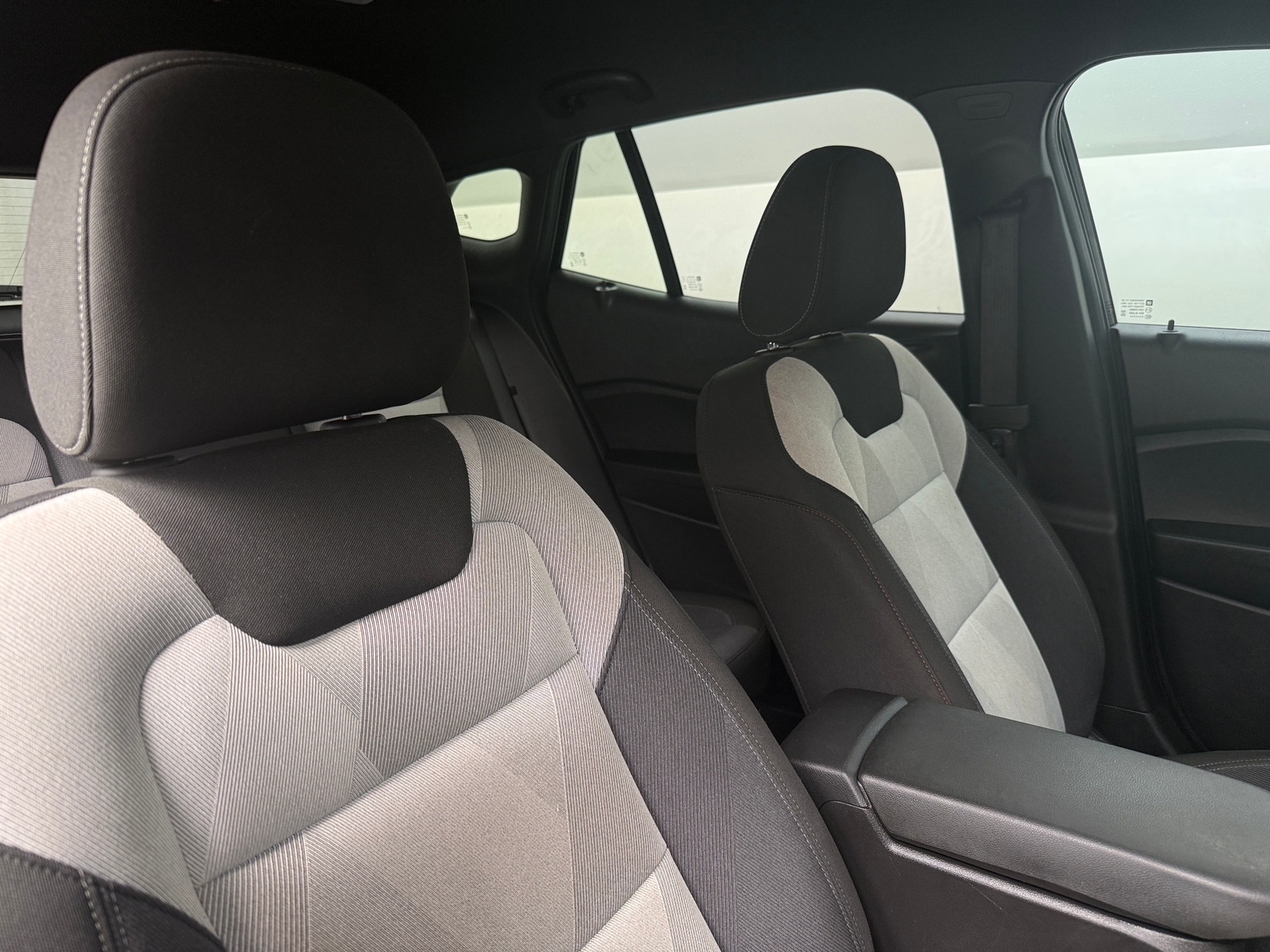 Thumbnail: 2025 Chevrolet Trax - 2