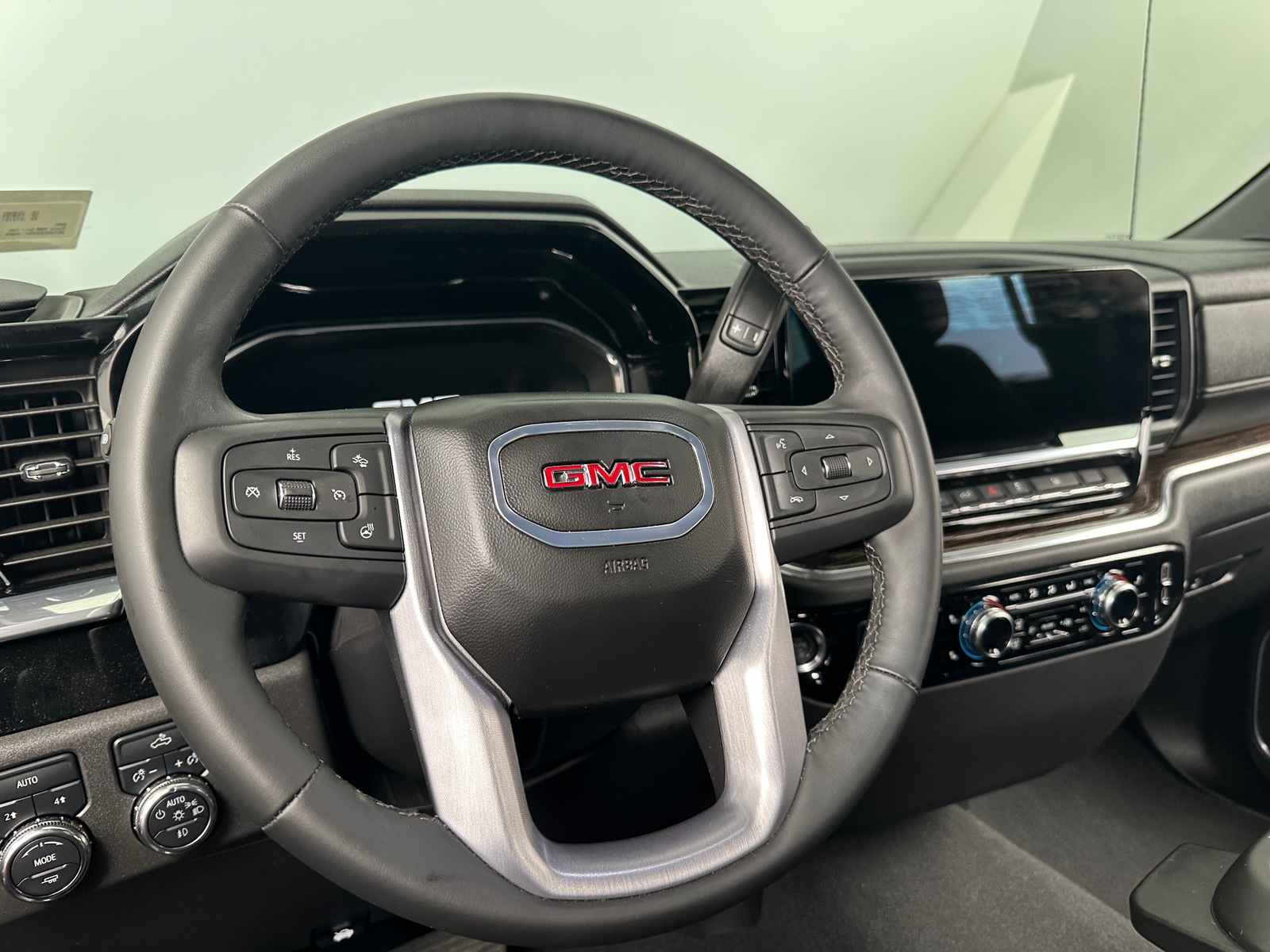 Thumbnail: 2025 GMC Sierra 1500 - 5