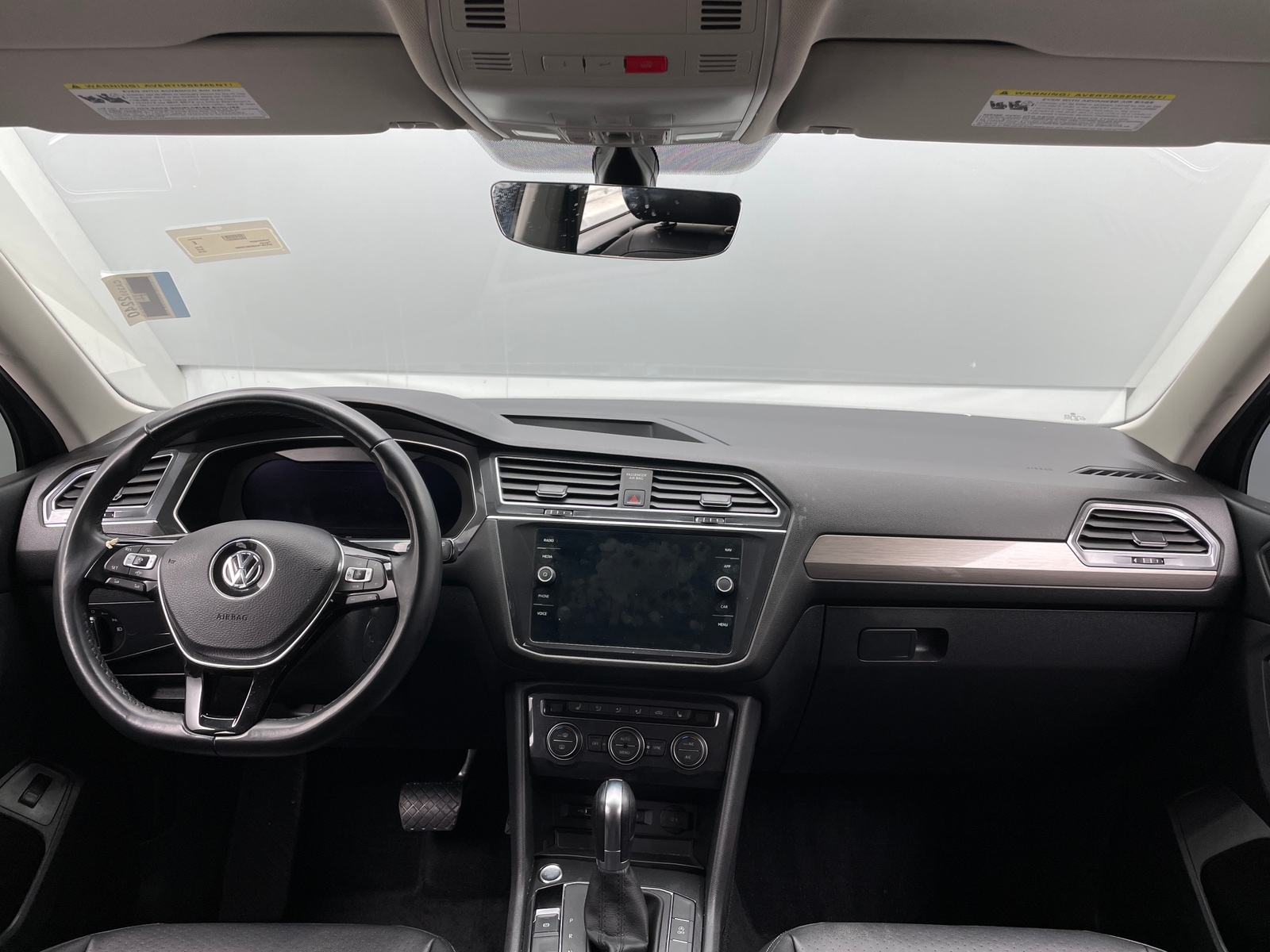 Thumbnail: 2019 Volkswagen Tiguan - 2