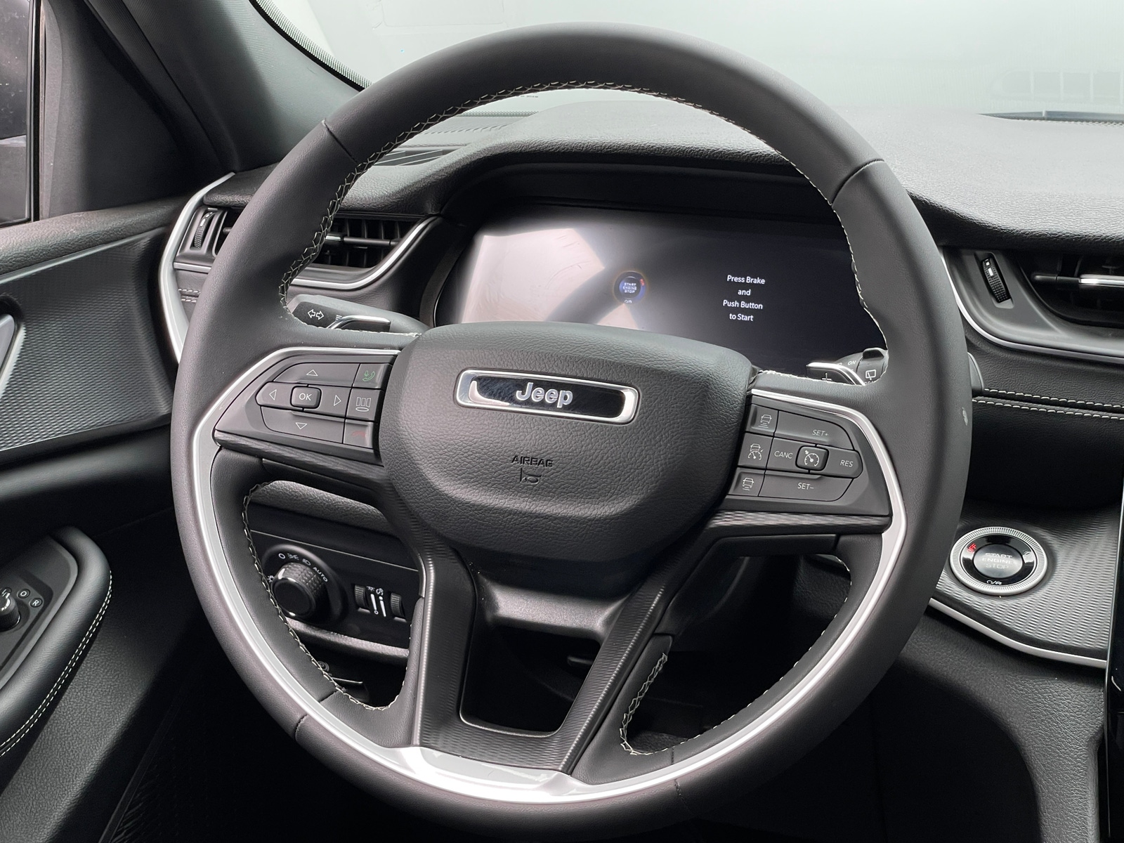 Thumbnail: 2025 Jeep Grand Cherokee - 5