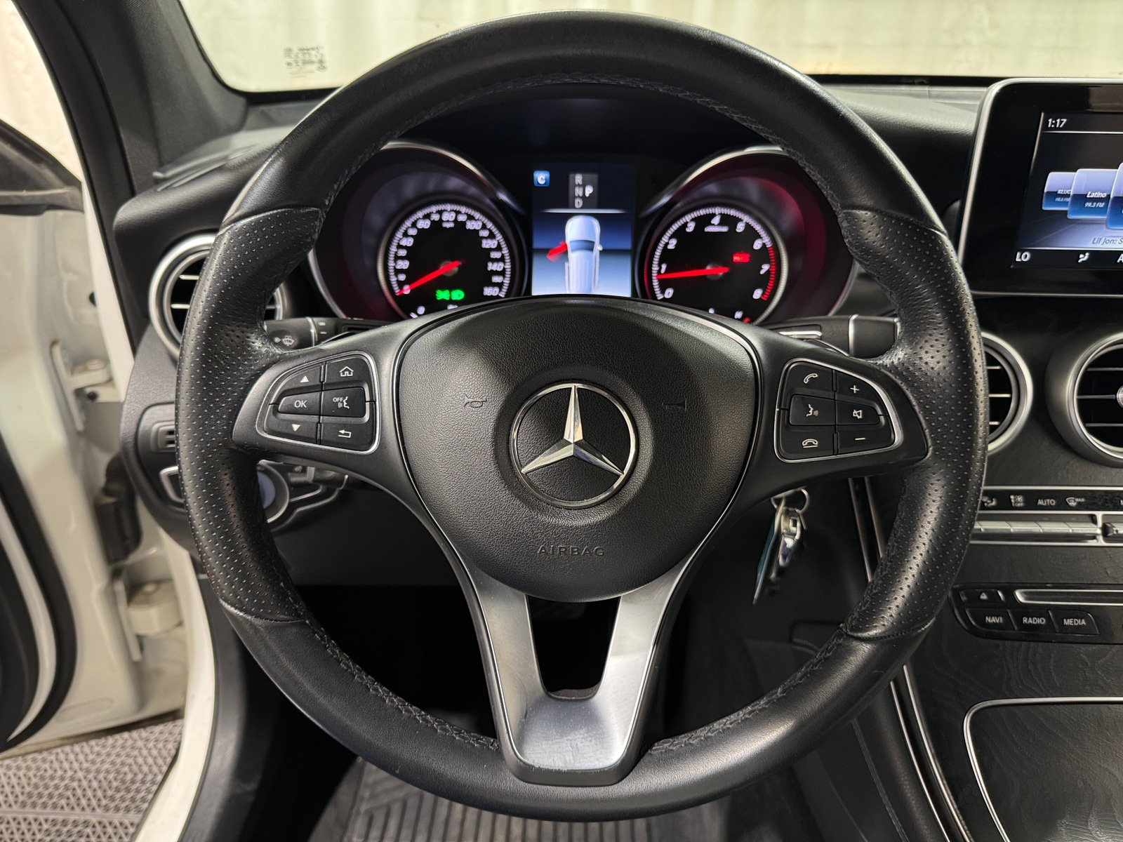 Thumbnail: 2018 Mercedes-Benz GLC - 4