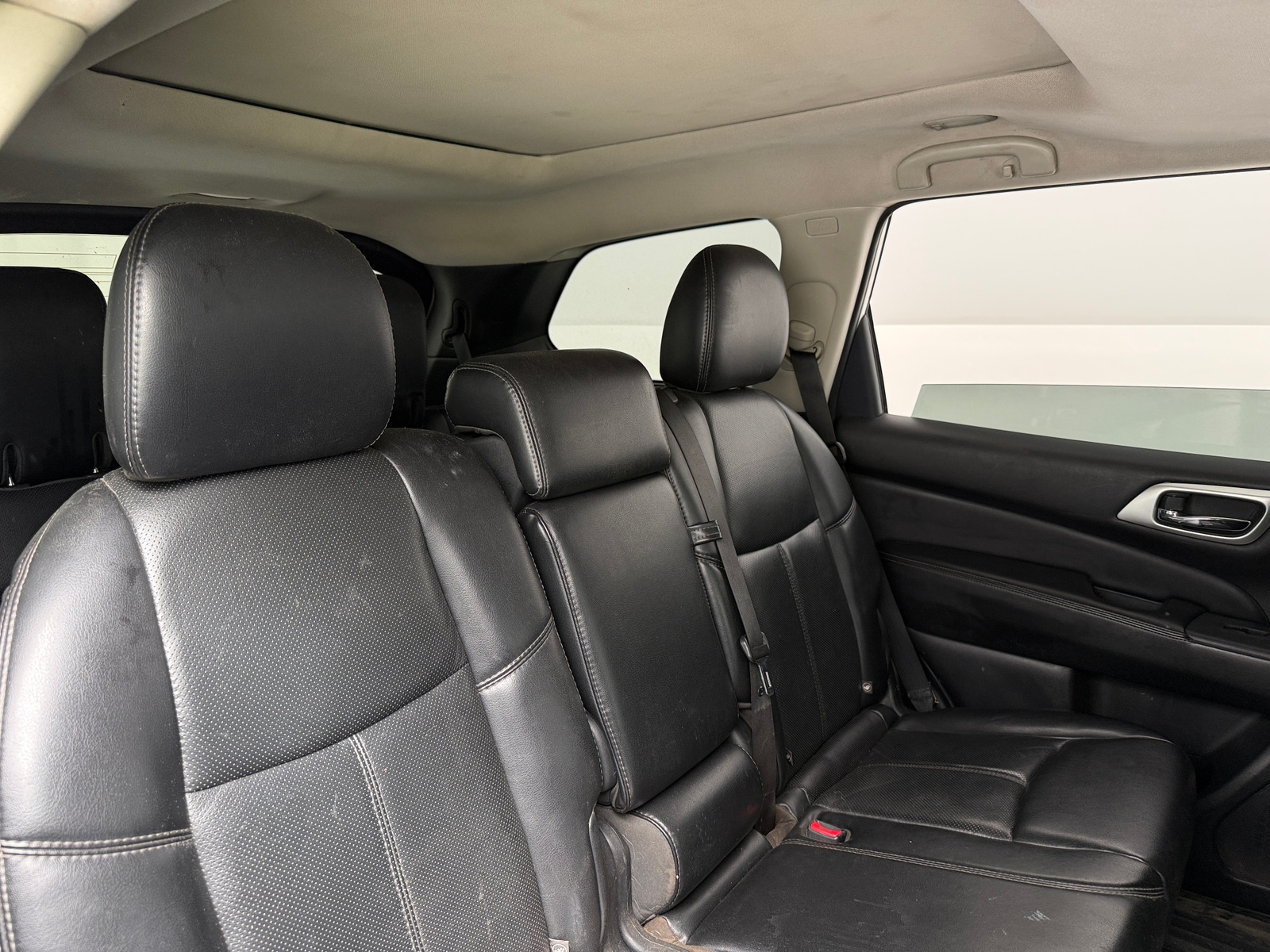 Thumbnail: 2017 Nissan Pathfinder - 5