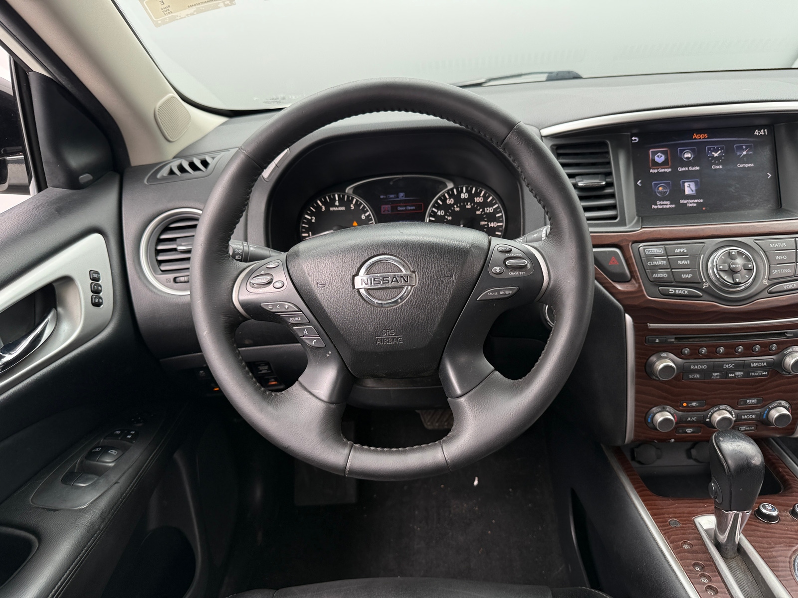 Thumbnail: 2017 Nissan Pathfinder - 4