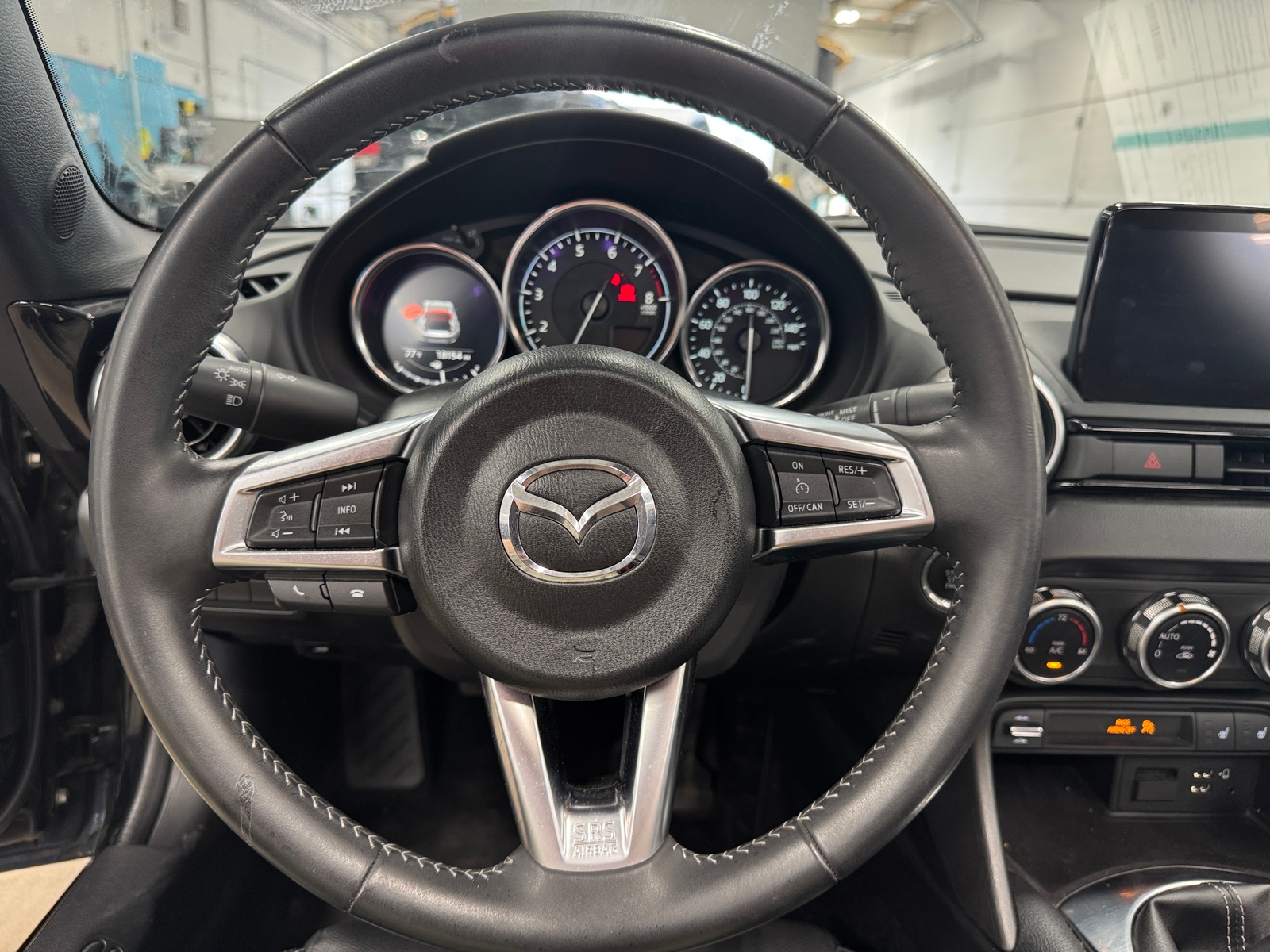 Thumbnail: 2021 Mazda MX-5 Miata - 4