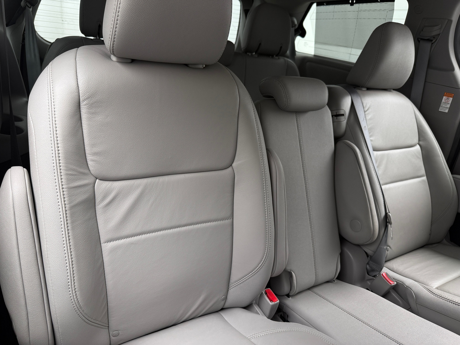 Thumbnail: 2018 Toyota Sienna - 5