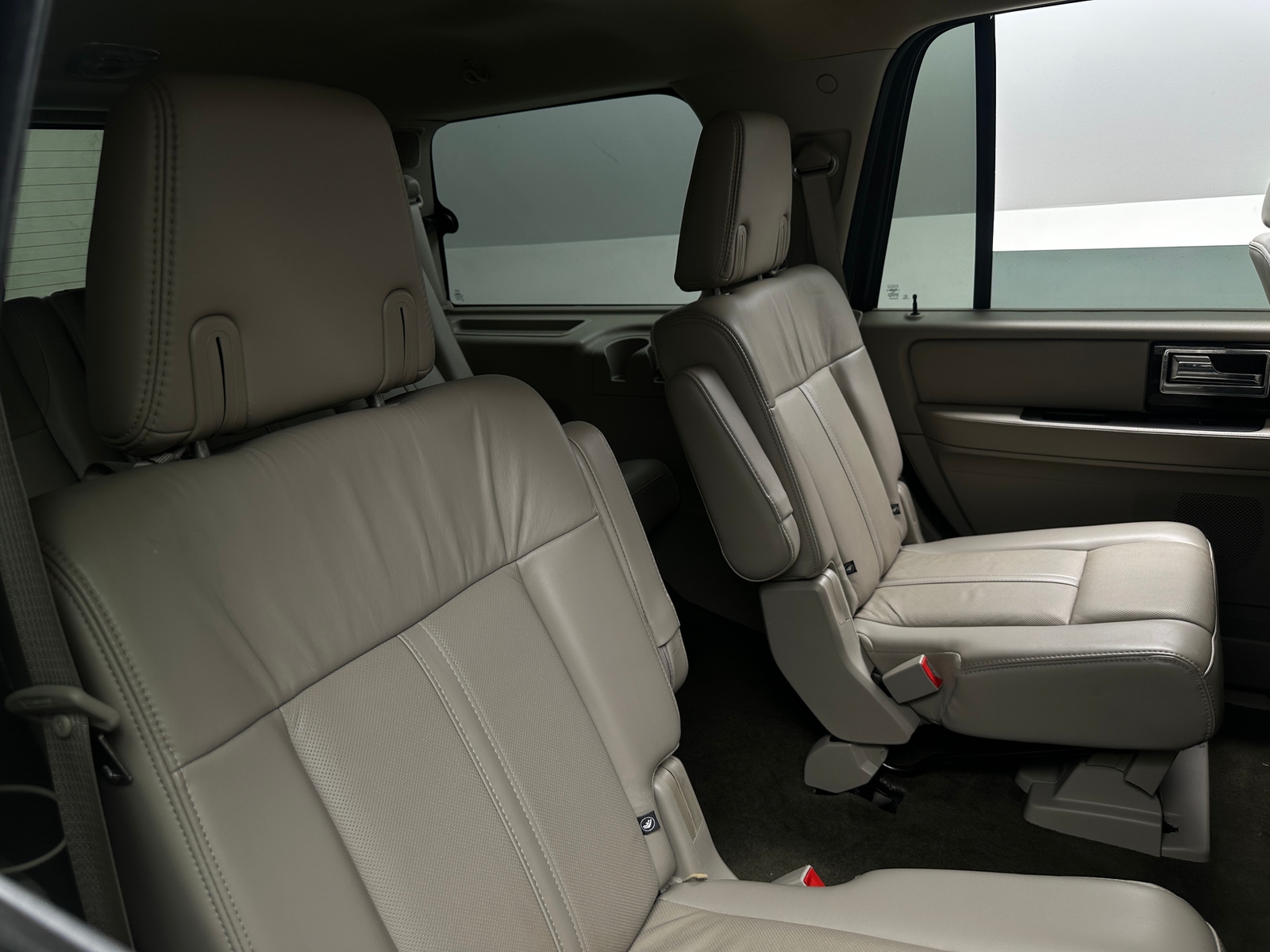 Thumbnail: 2017 Lincoln Navigator - 5