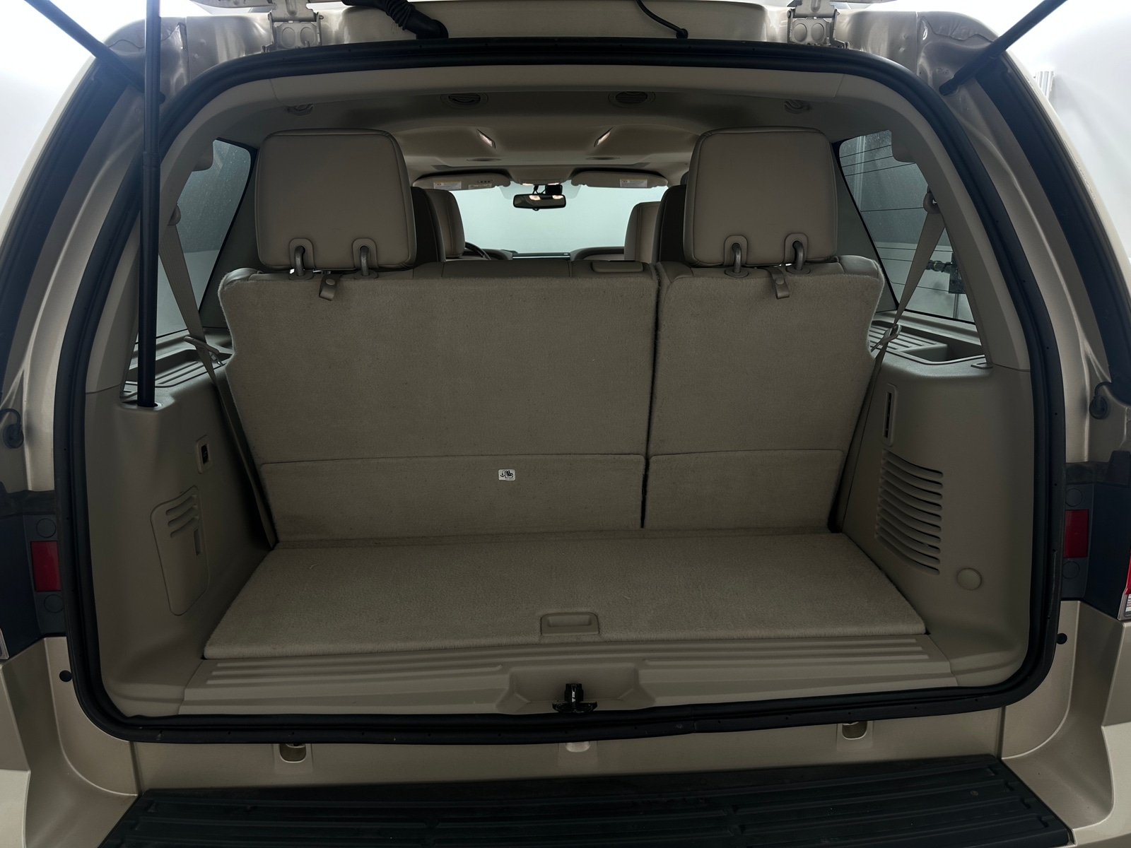 Thumbnail: 2017 Lincoln Navigator - 6