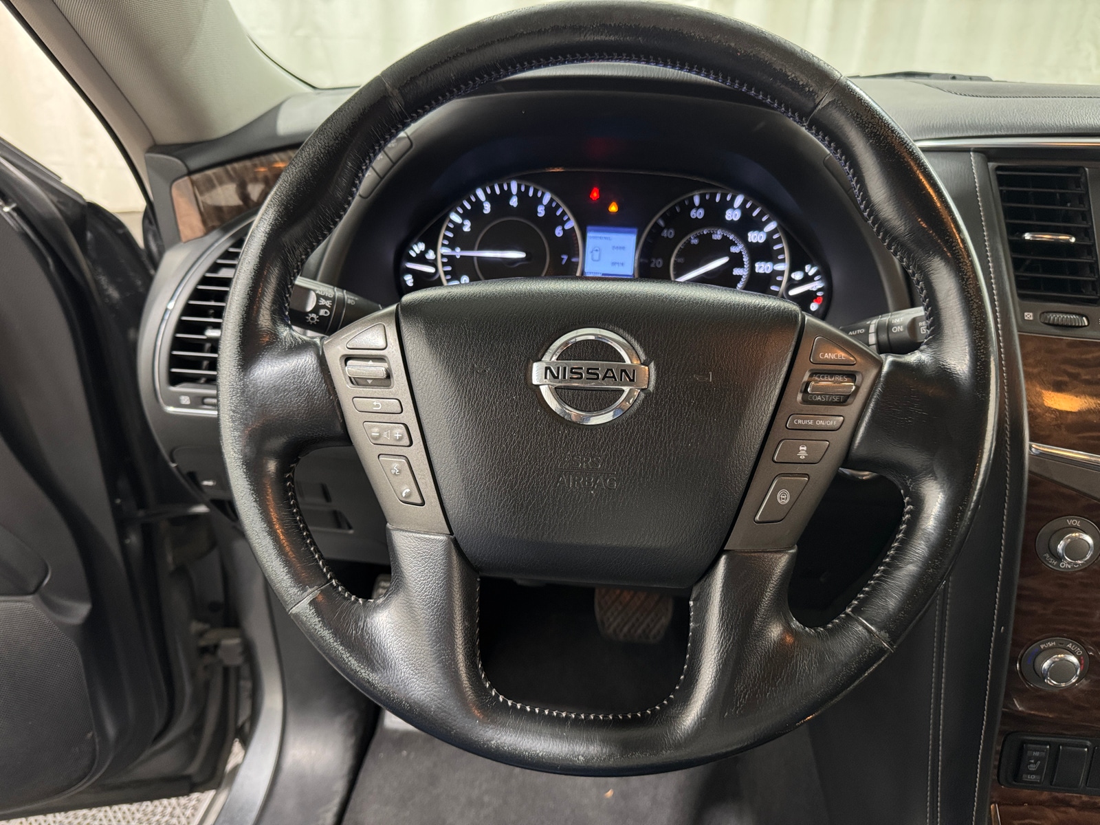Thumbnail: 2018 Nissan Armada - 4