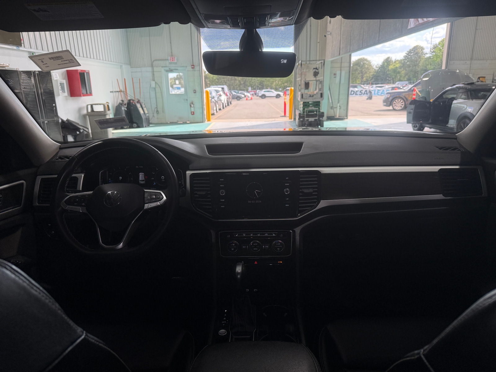 Thumbnail: 2022 Volkswagen Atlas - 2