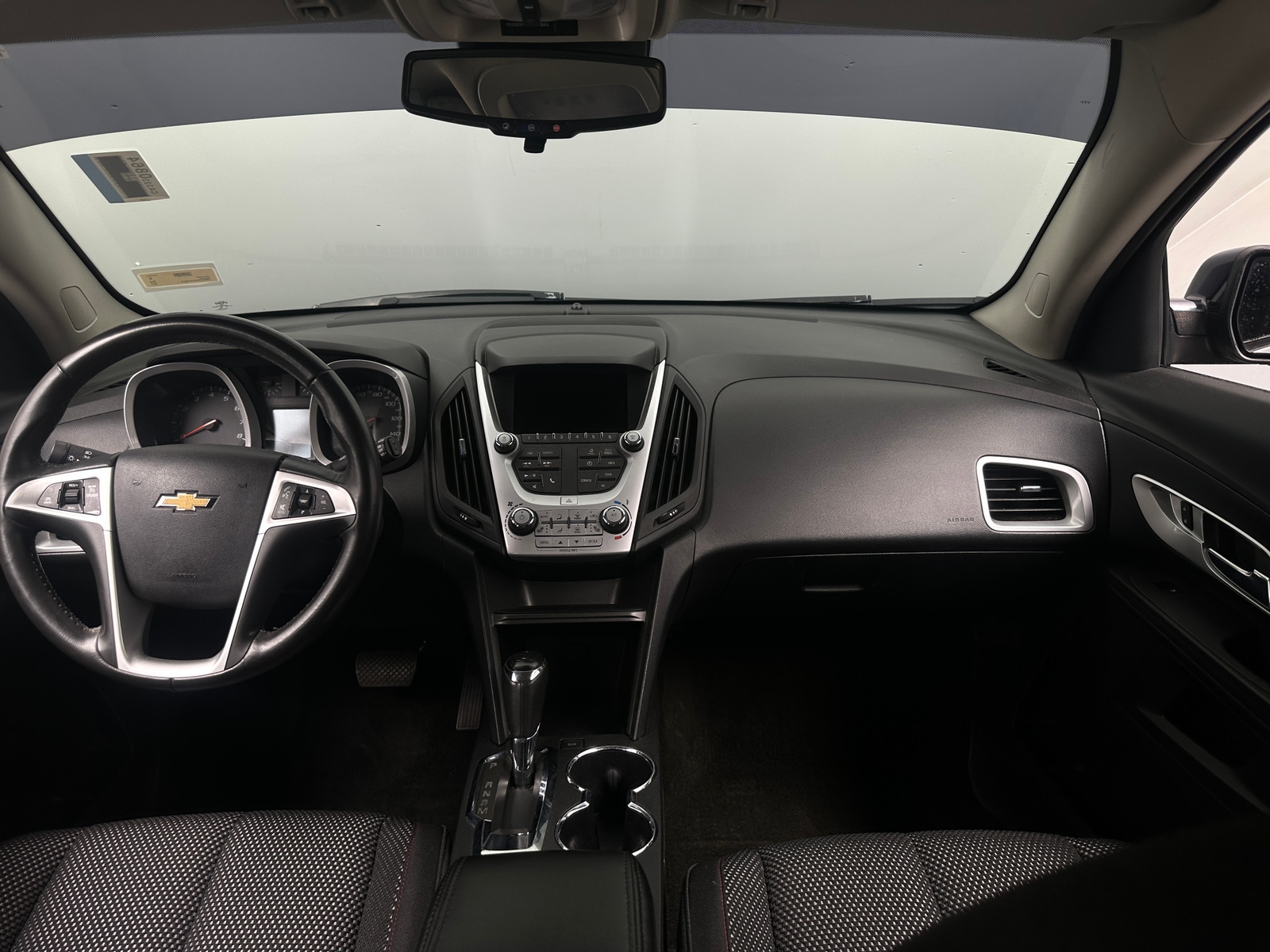Thumbnail: 2017 Chevrolet Equinox - 3