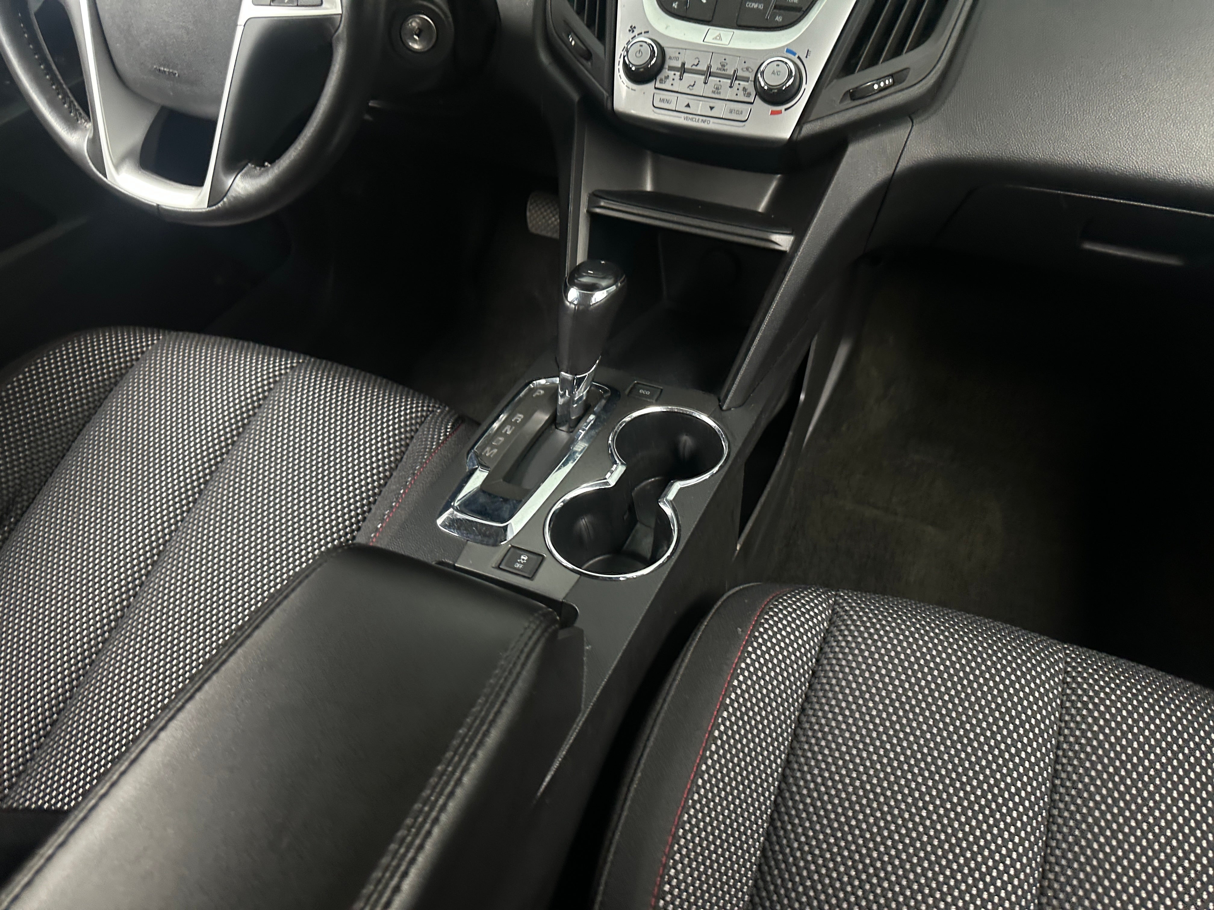Used 2017 Chevrolet Equinox LT with VIN 2GNALCEKXH1579819 for sale in Colonial Heights, VA