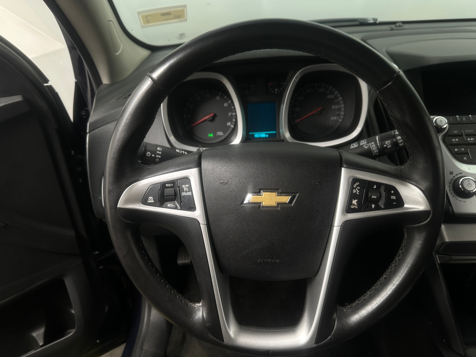 Thumbnail: 2017 Chevrolet Equinox - 5