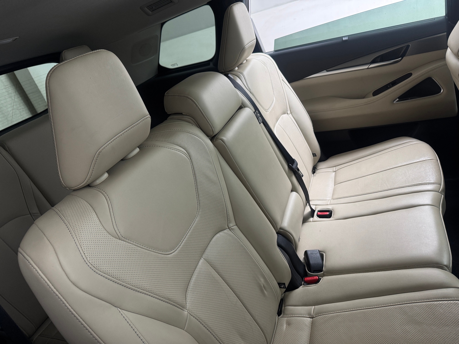 Thumbnail: 2023 INFINITI QX60 - 5