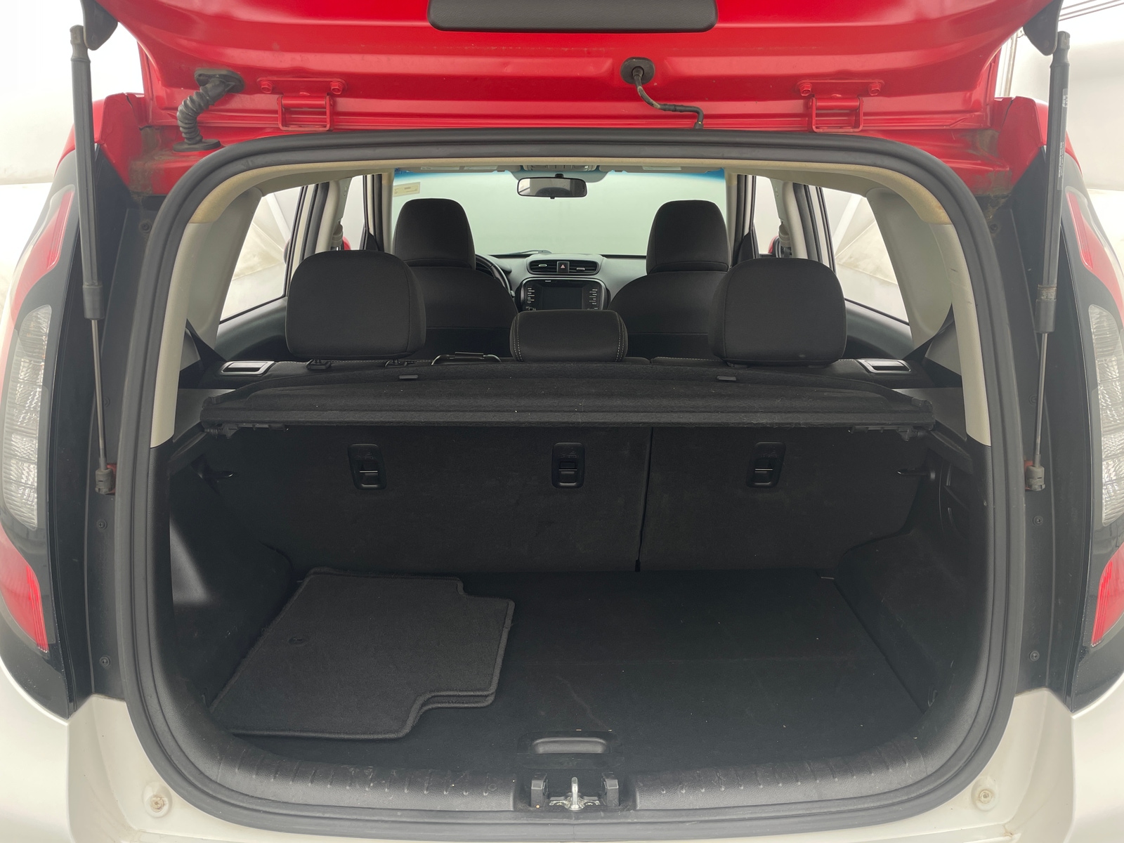 Thumbnail: 2018 Kia Soul - 7