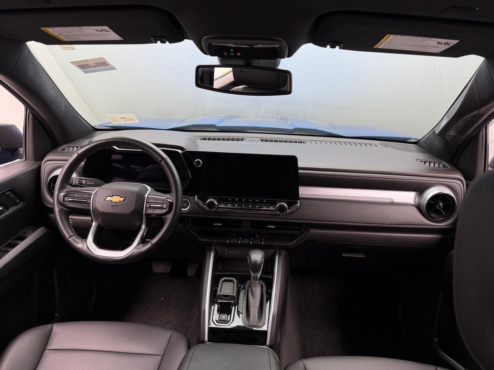 Thumbnail: 2023 Chevrolet Colorado - 3