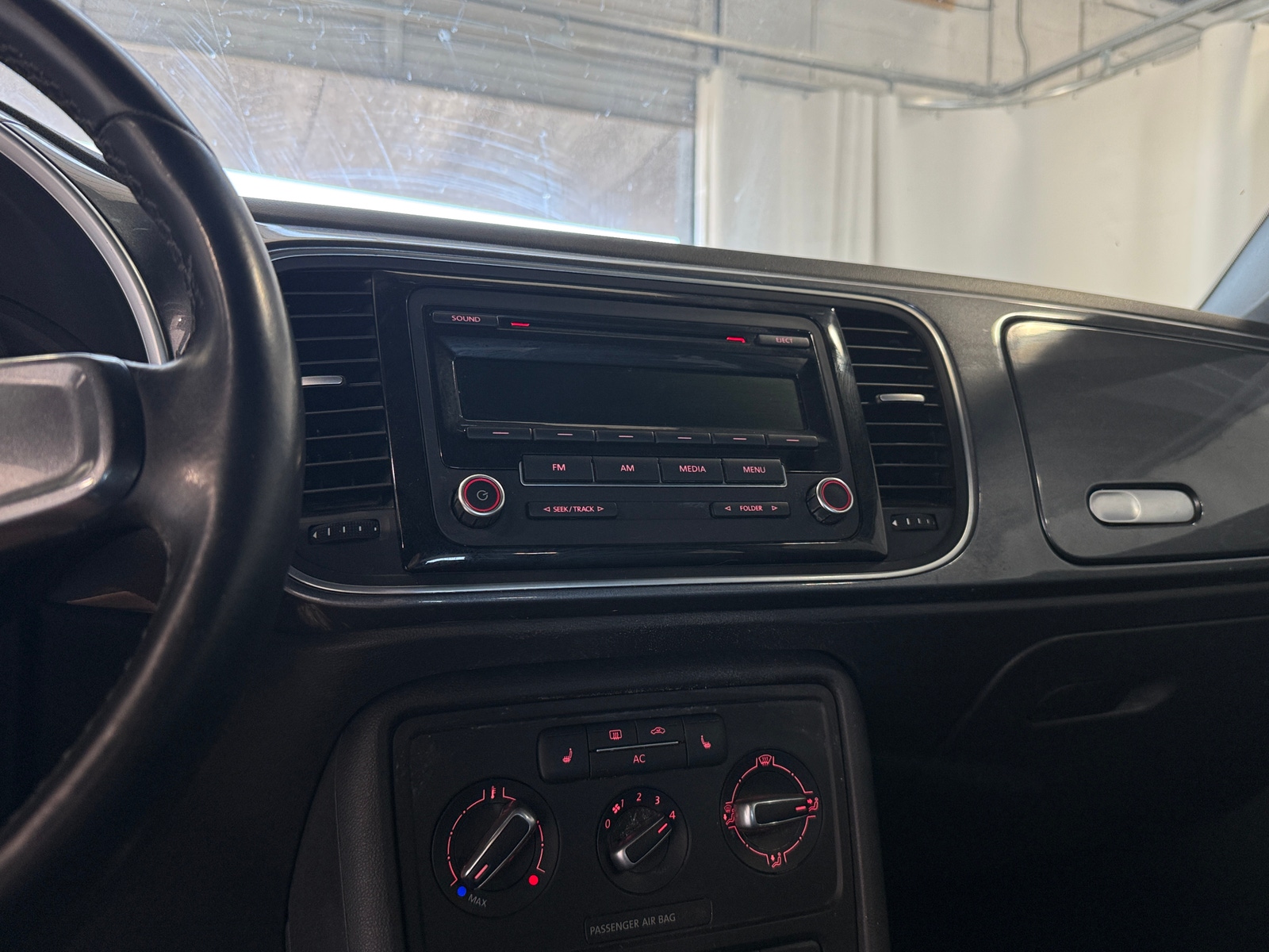Thumbnail: 2012 Volkswagen Beetle - 3