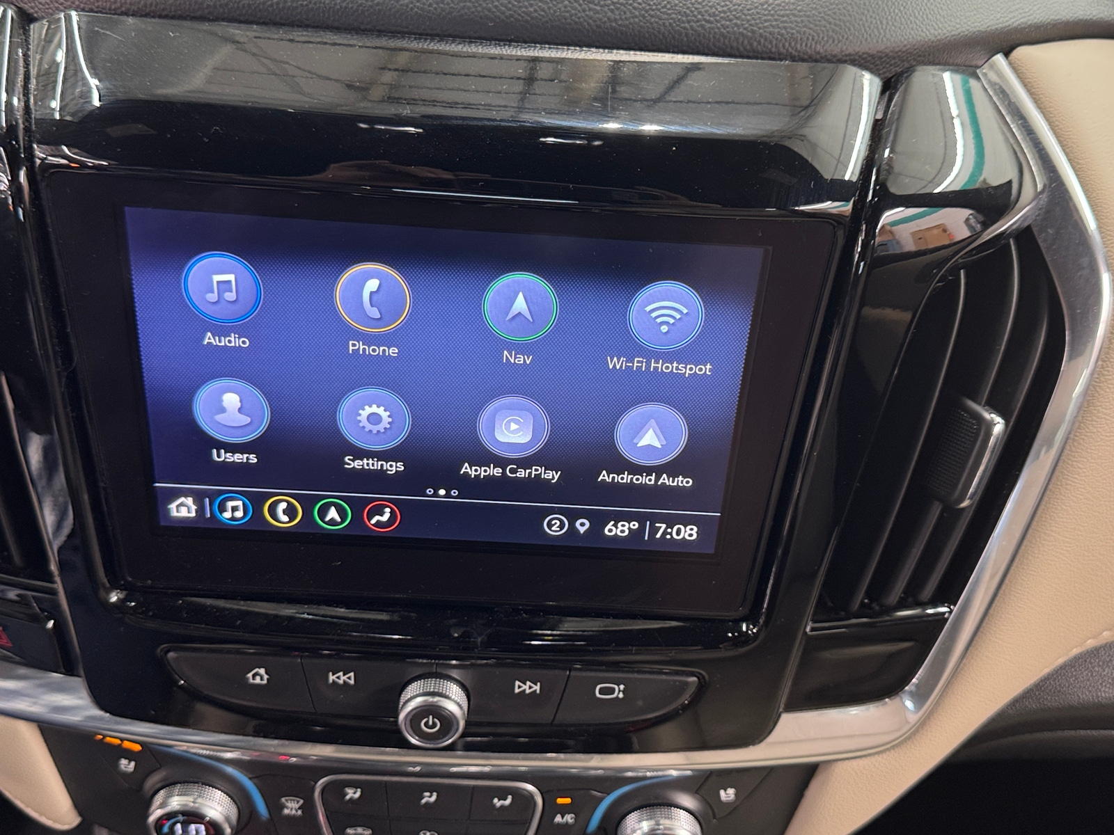 Thumbnail: 2023 Chevrolet Traverse - 3