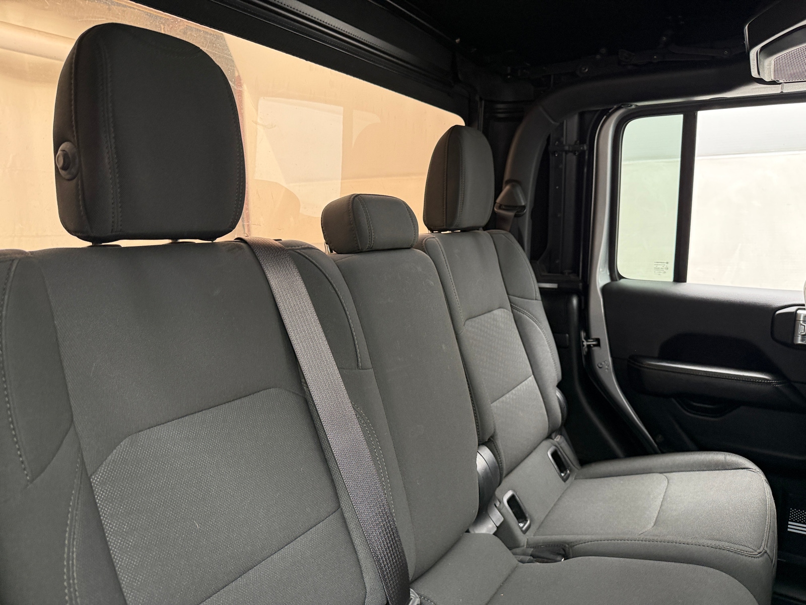 Thumbnail: 2021 Jeep Gladiator - 6