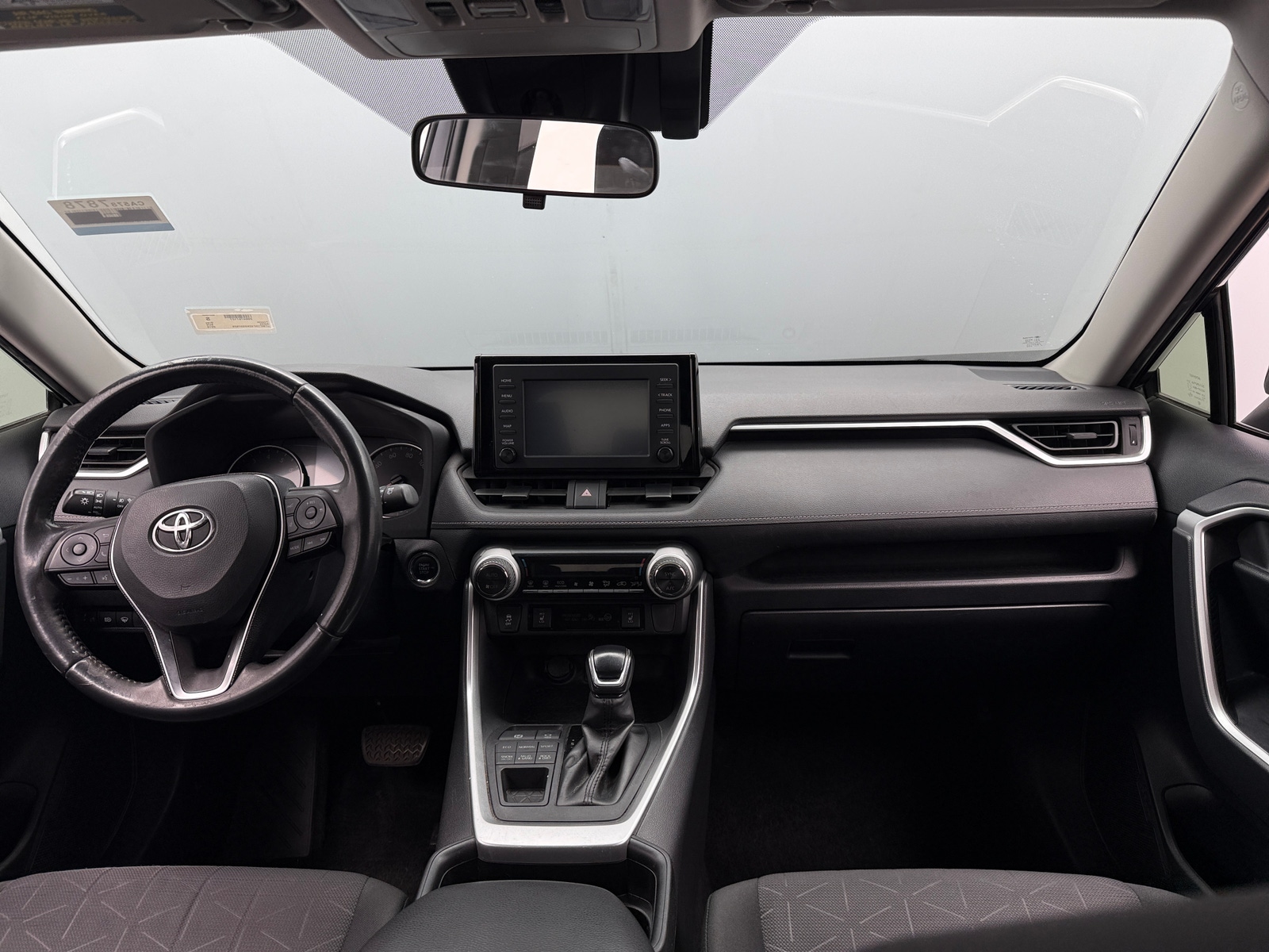 Thumbnail: 2019 Toyota RAV4 - 3