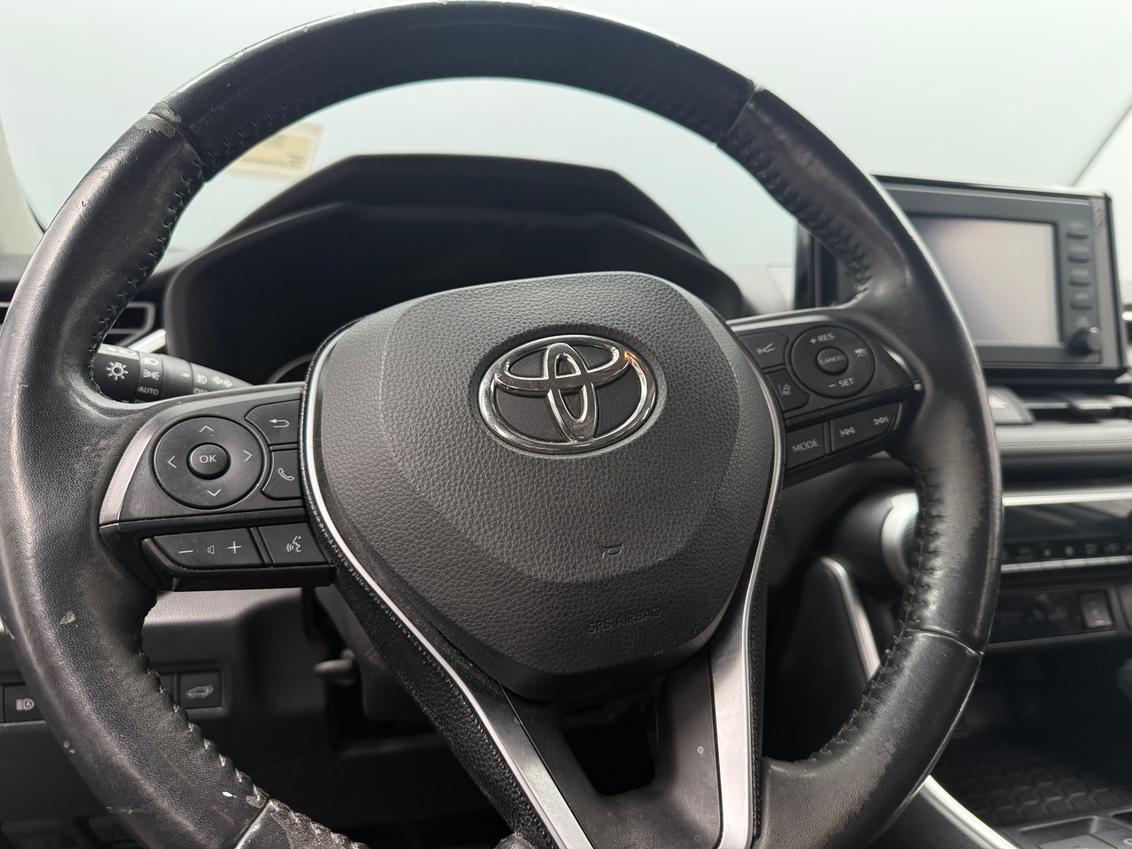 Thumbnail: 2019 Toyota RAV4 - 5