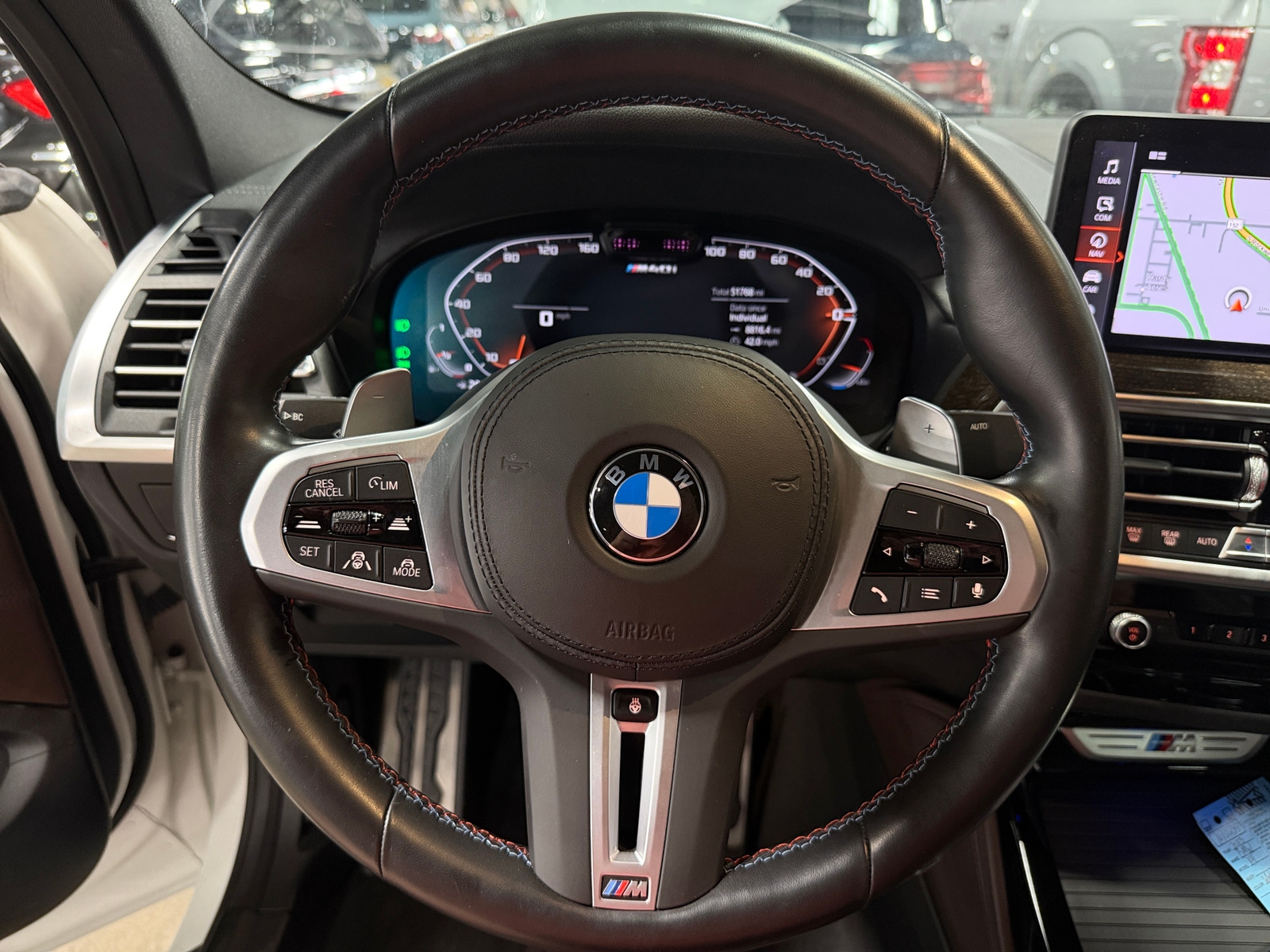 Thumbnail: 2023 BMW X4 - 4