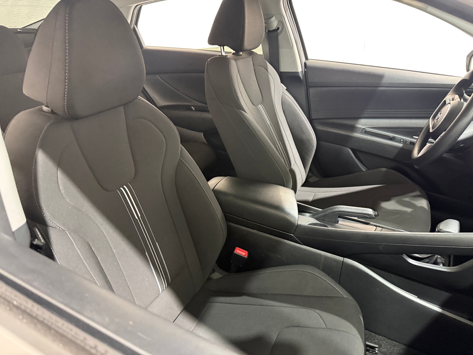 Thumbnail: 2023 Hyundai Elantra - 2