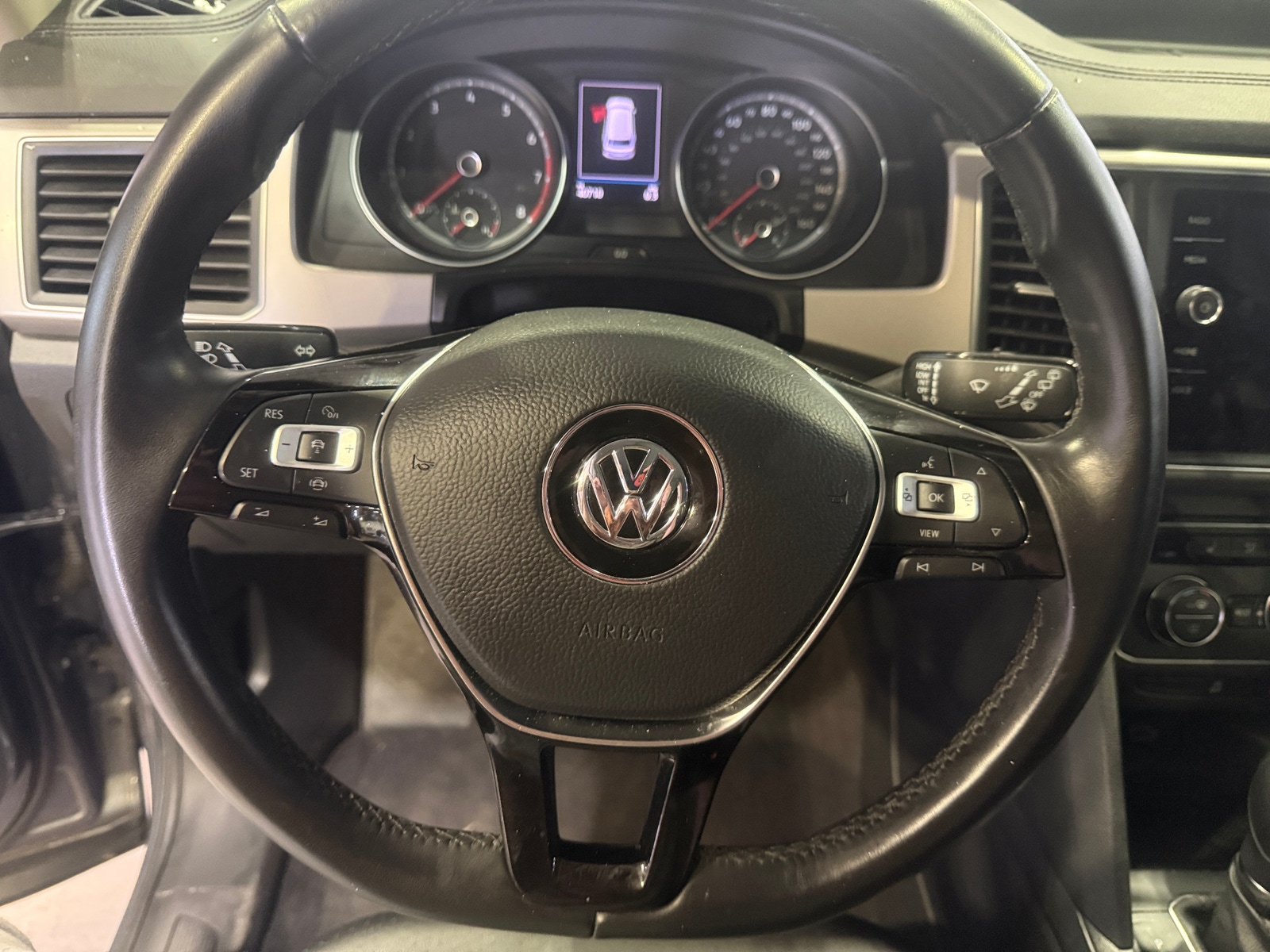 Thumbnail: 2019 Volkswagen Atlas - 4