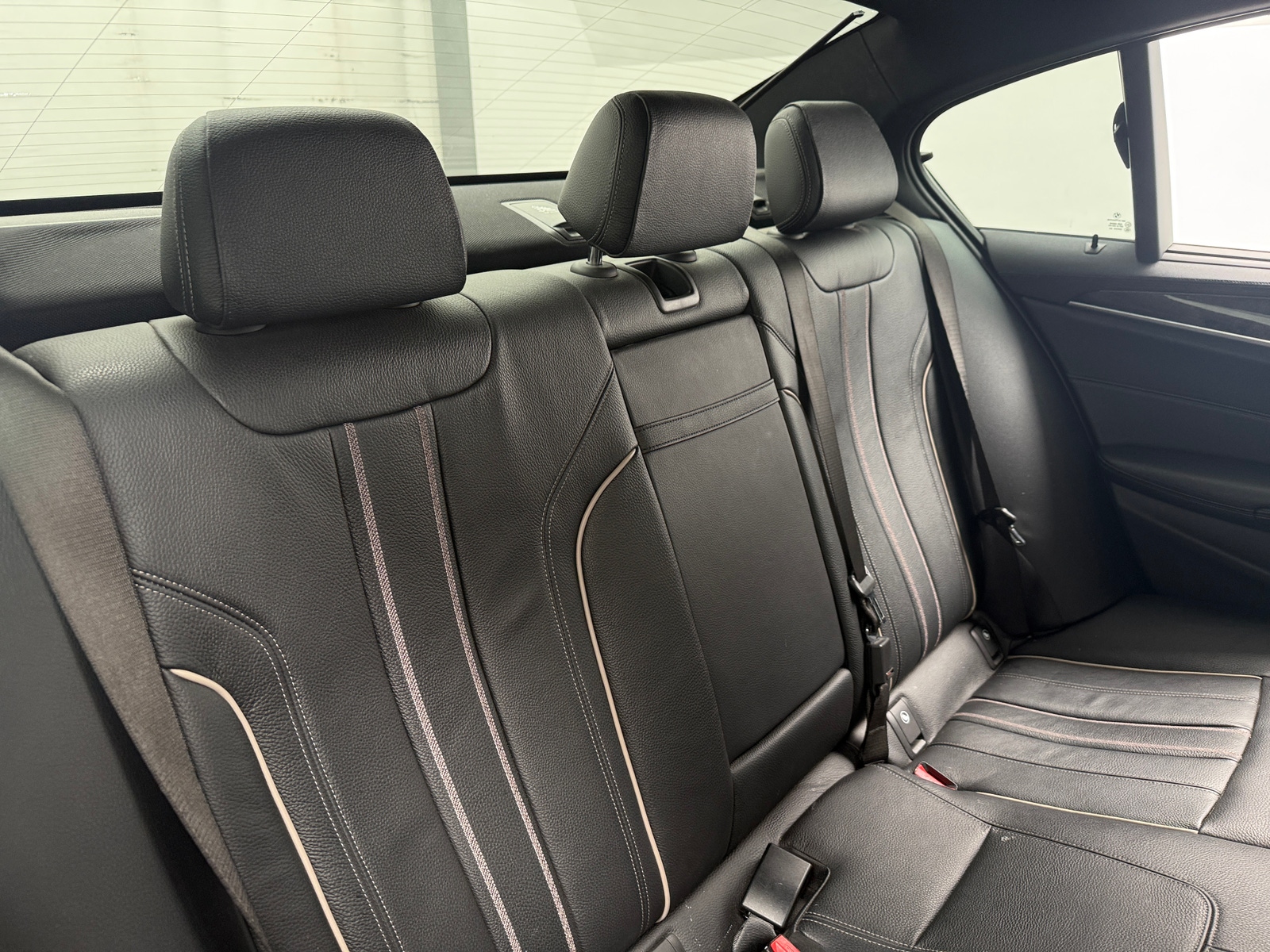 Thumbnail: 2017 BMW 5 Series - 5