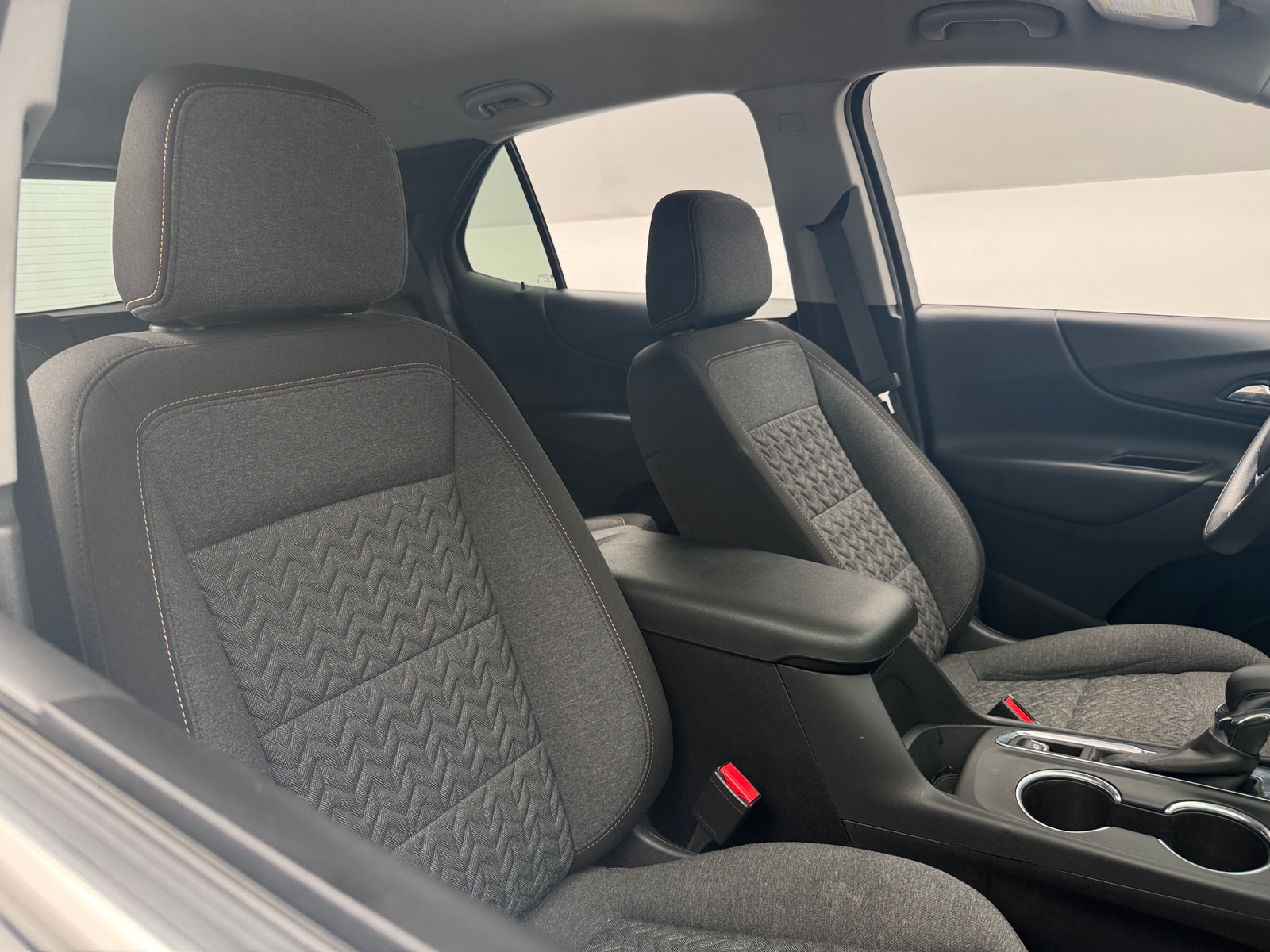 Thumbnail: 2022 Chevrolet Equinox - 2