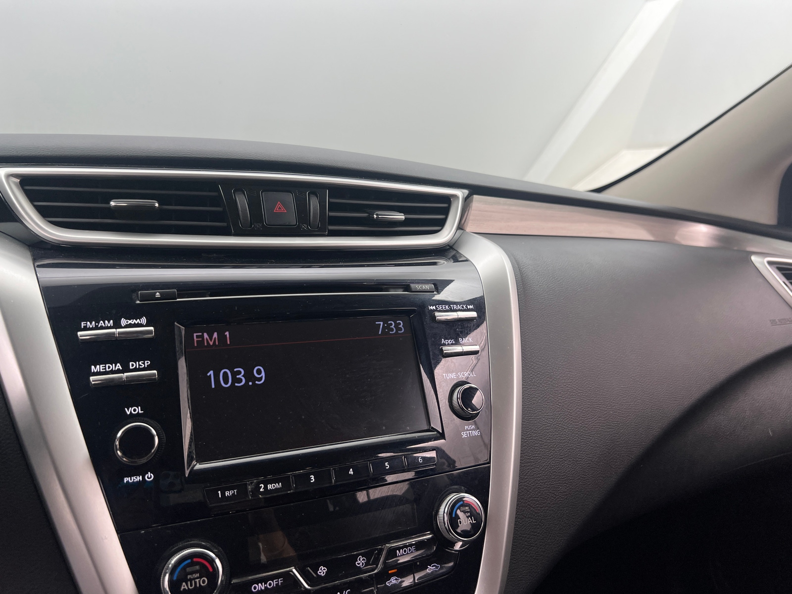 Thumbnail: 2015 Nissan Murano - 4
